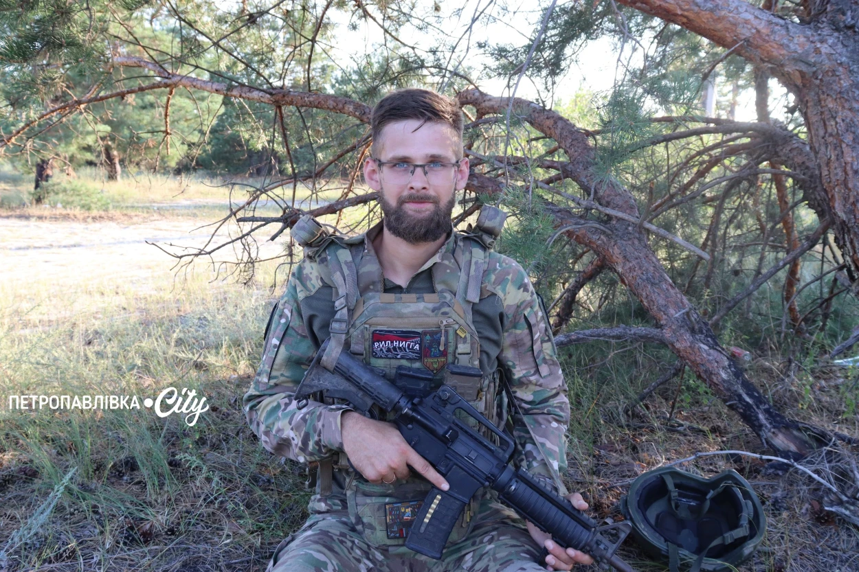 «Гаррі» і «Манжет» полюють на ворога з неба: історія двох операторів дронів морської піхоти