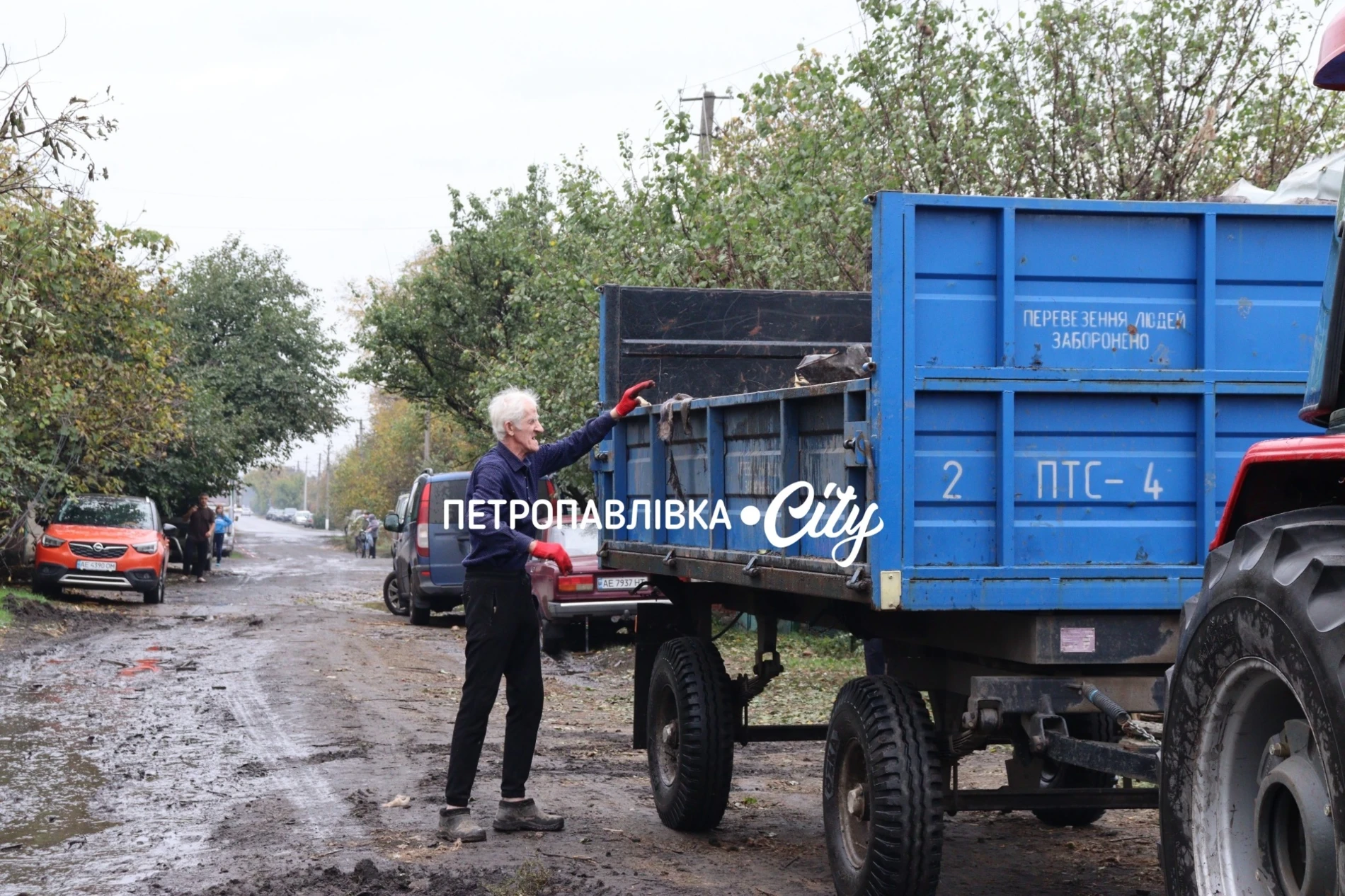 Ніч, після якої не стало будинку: два «Шахеди» вдарили по оселі родини з Петропавлівки (ВІДЕО)