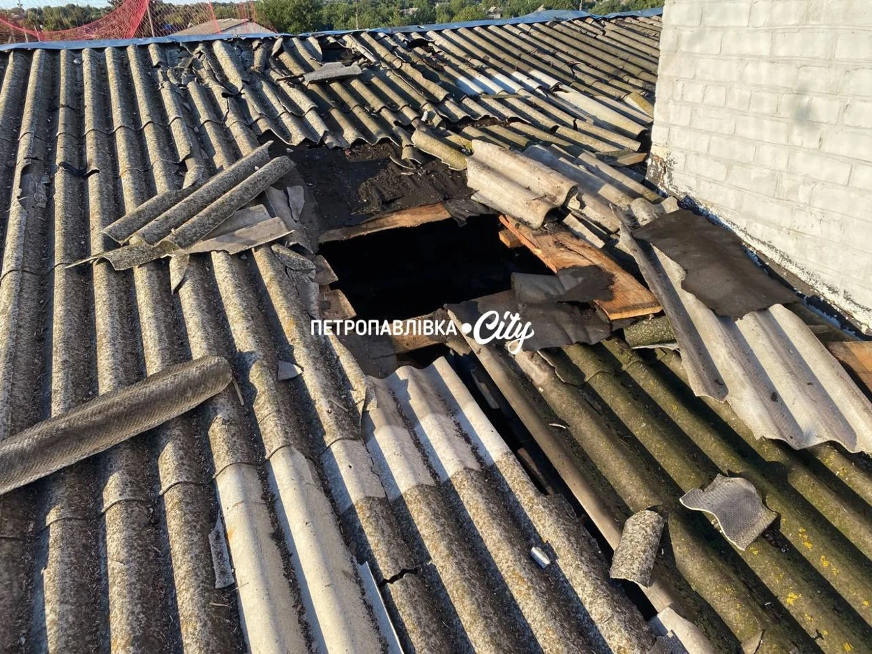 У Петропавлівці ворожий «Герань» пошкодив пожежно-рятувальну частину