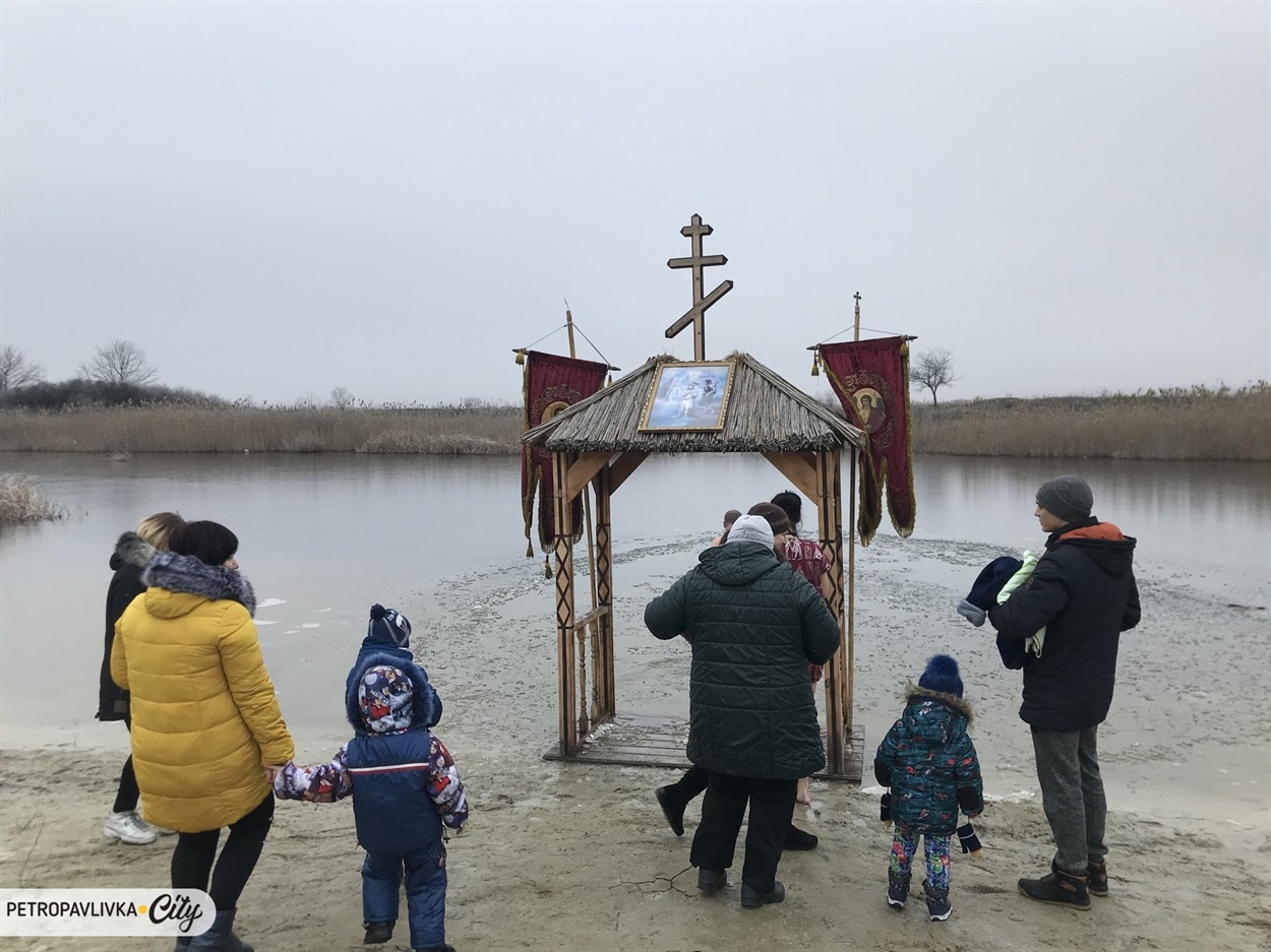 Альтанка на річці Бик