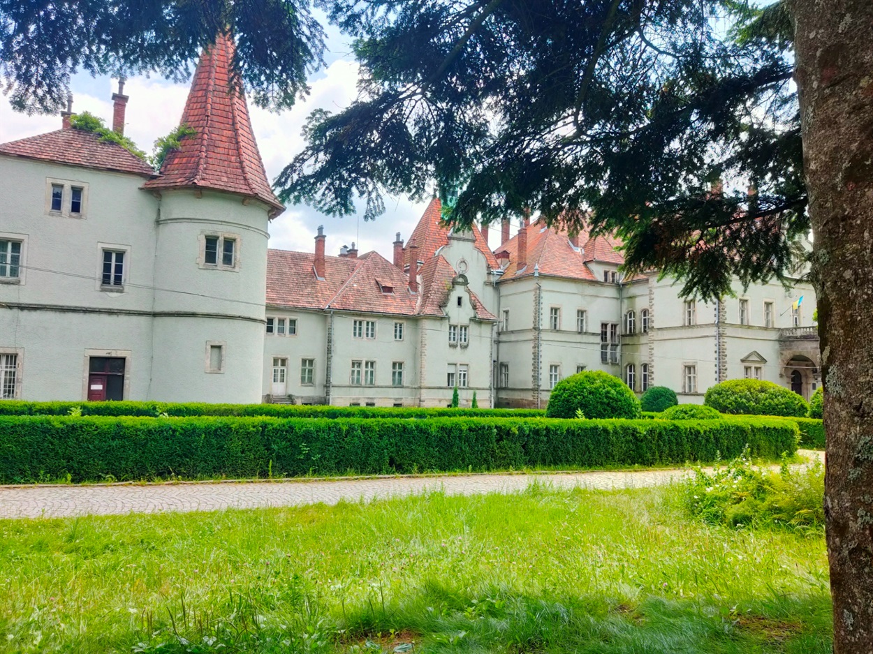 Палац Шенборнів