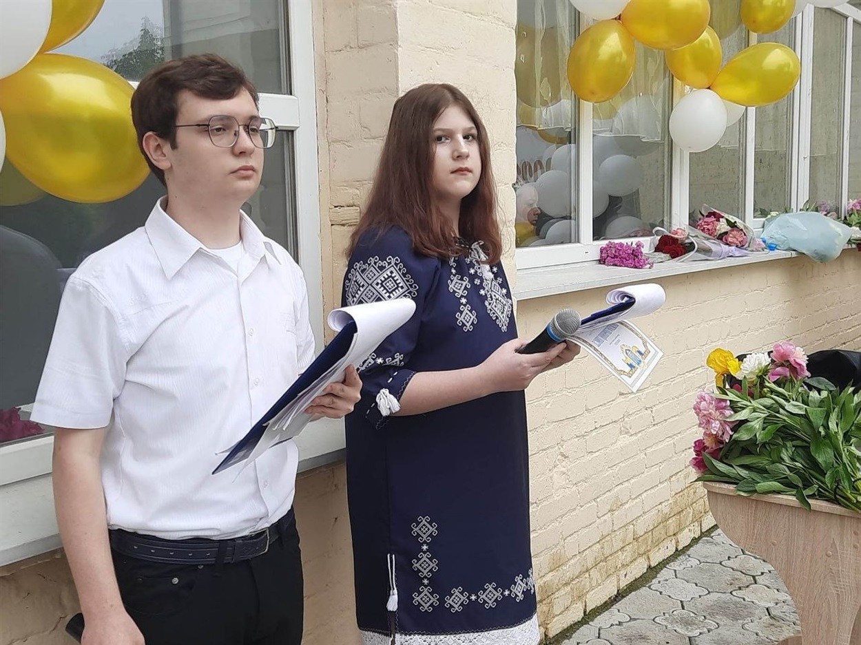 Владислав і Ніка отримали похвальні листи