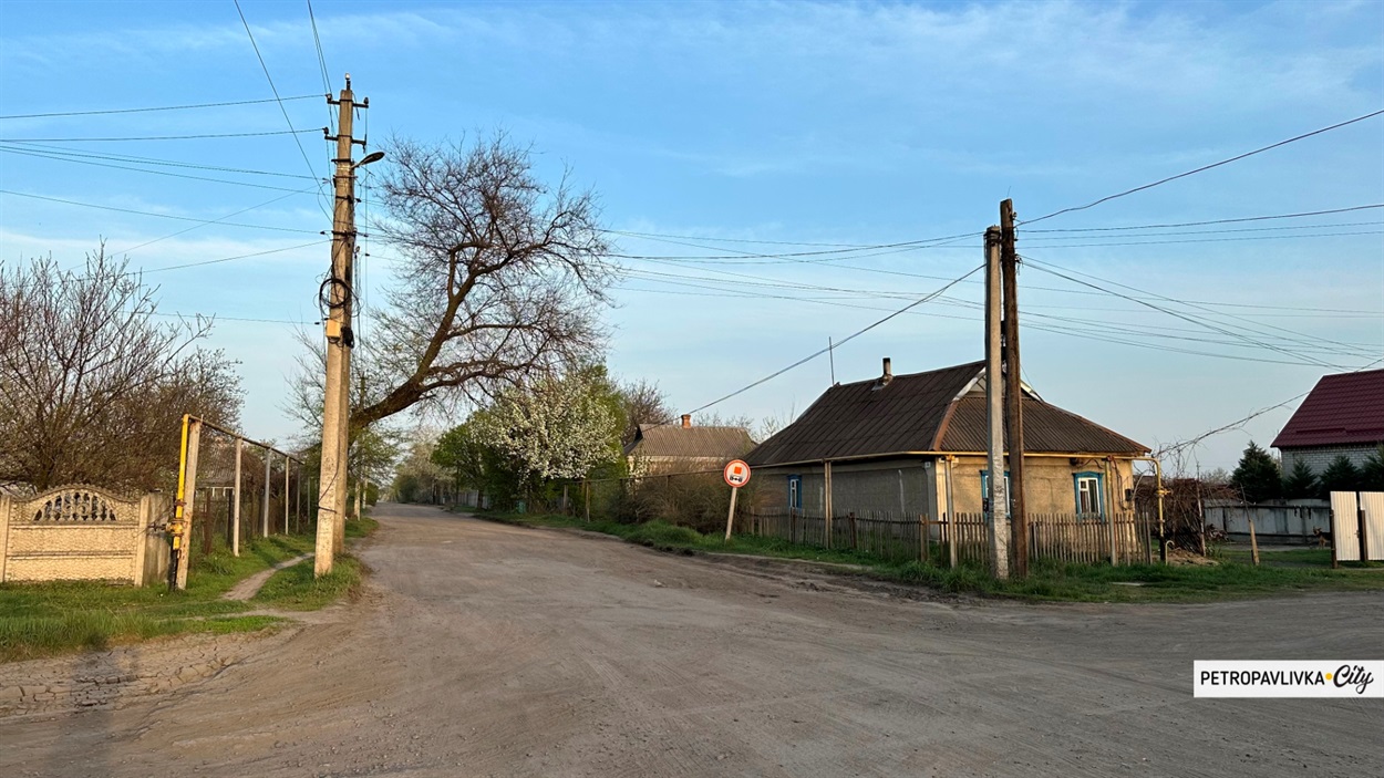 Вулиця Свободи у Петропавлівці