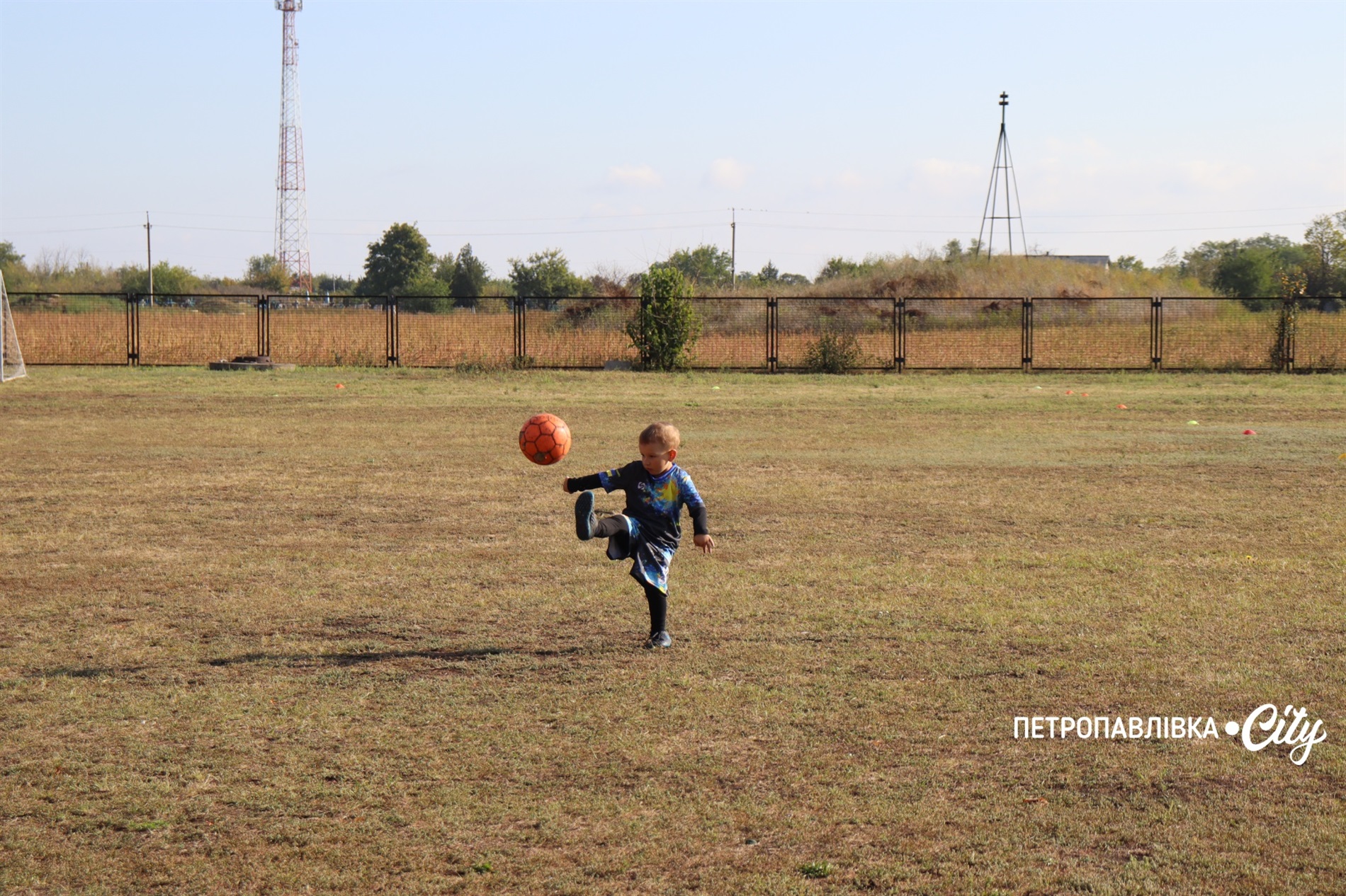 Кубок сайту Петропавлівка.City для юніорів – 2025 відбувся: репортаж із футбольного турніру (ВІДЕО)