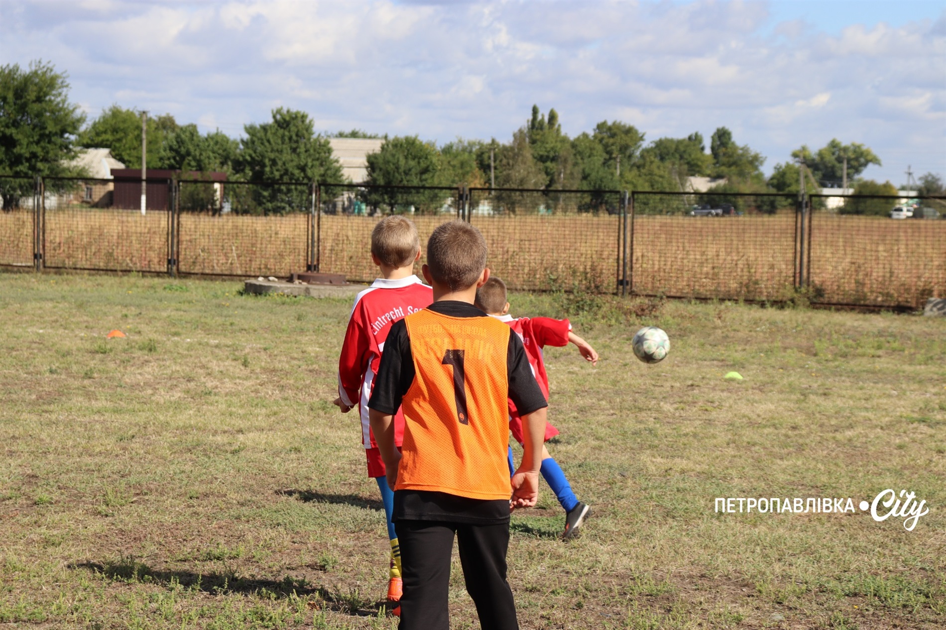 Кубок сайту Петропавлівка.City для юніорів – 2025 відбувся: репортаж із футбольного турніру (ВІДЕО)