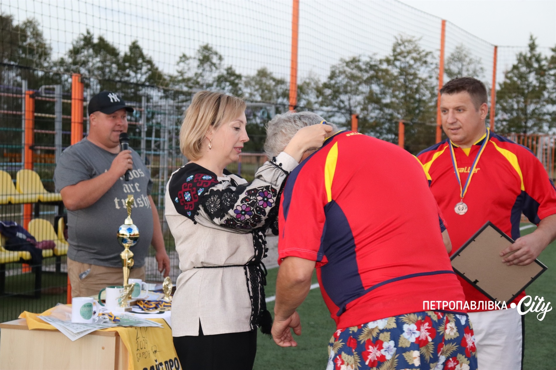 Футбольний турнір на Кубок “Степової зорі”: ветерани ЗСУ на полі разом із земляками