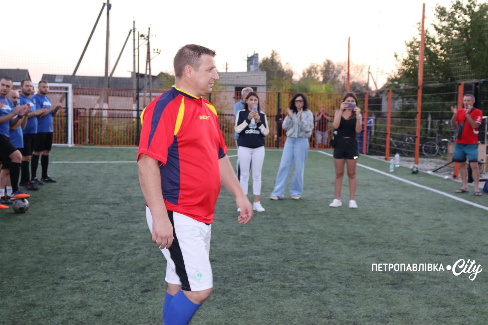 Футбольний турнір на Кубок “Степової зорі”: ветерани ЗСУ на полі разом із земляками