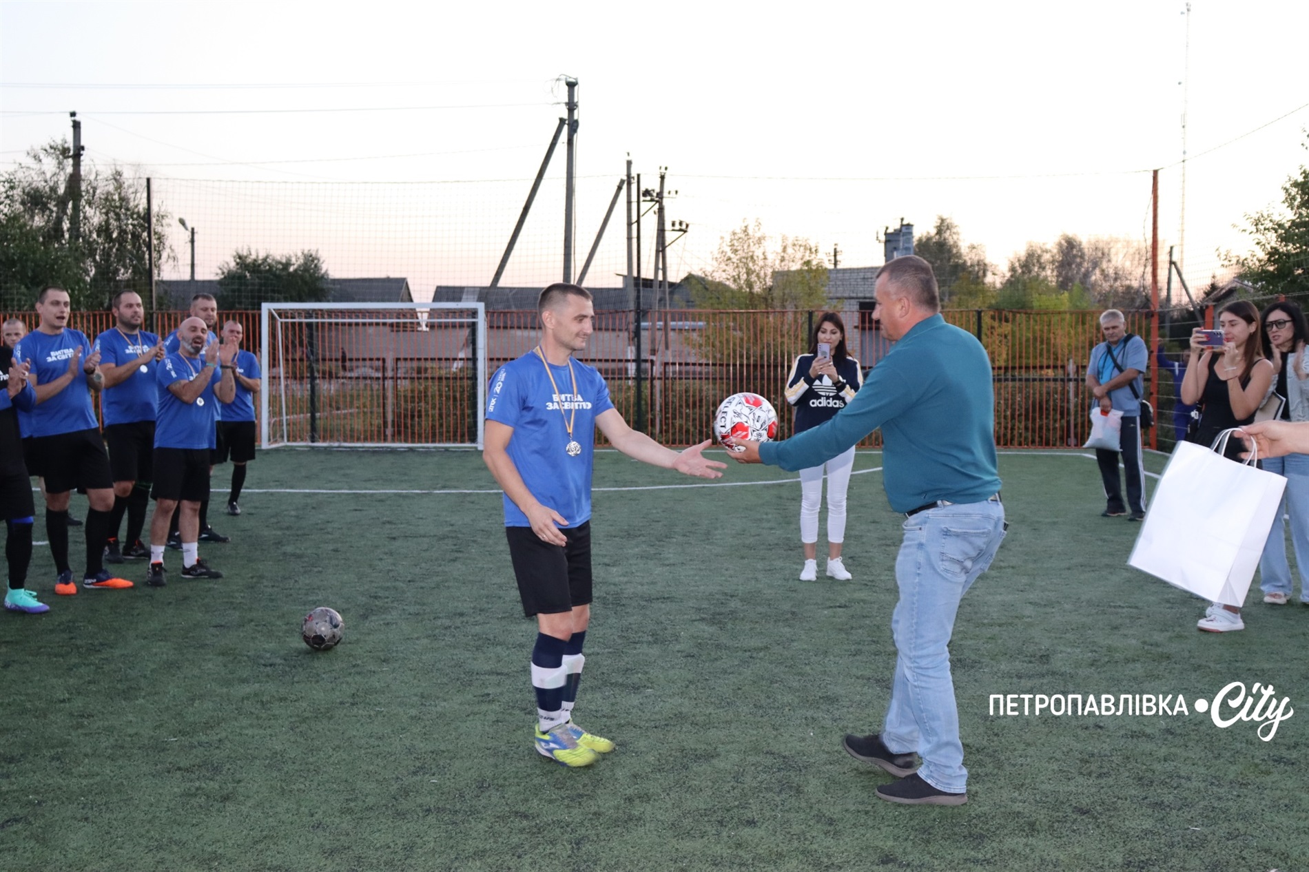 Футбольний турнір на Кубок “Степової зорі”: ветерани ЗСУ на полі разом із земляками