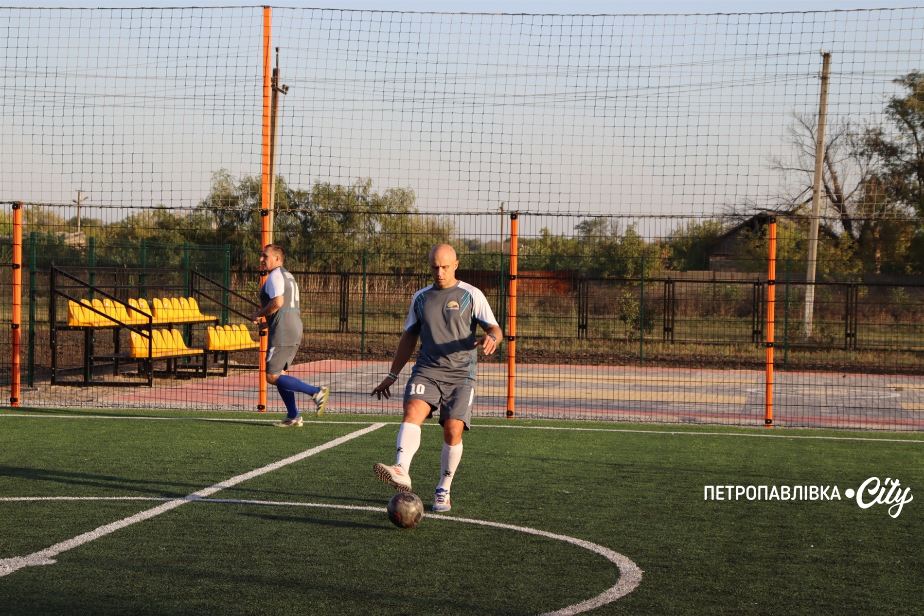 Футбольний турнір на Кубок “Степової зорі”: ветерани ЗСУ на полі разом із земляками