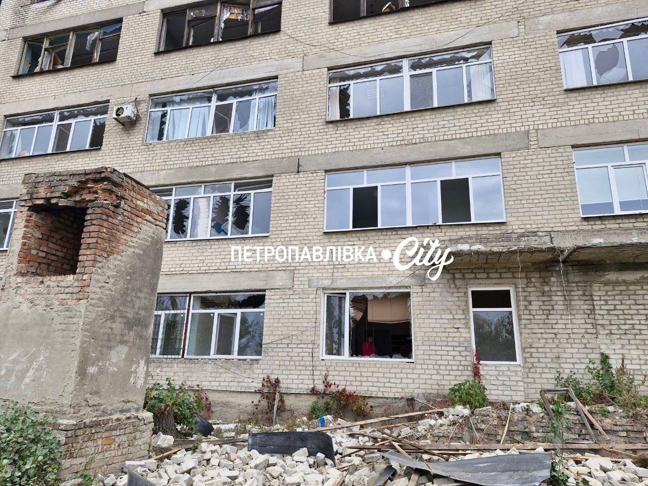 Ніч у Петропавлівці: дрони, вибухи і лікарня під ударом