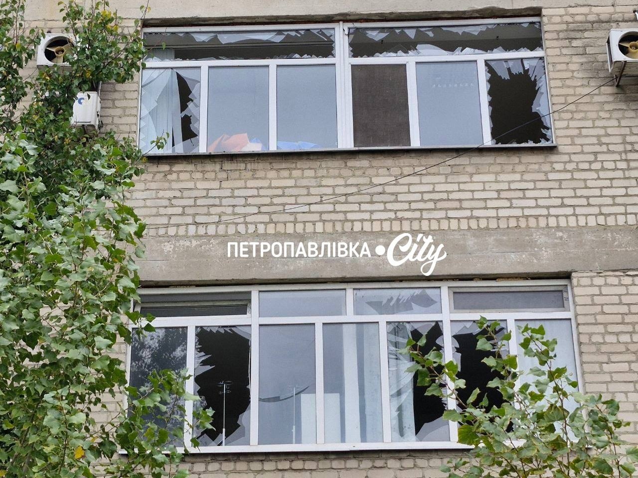 Ніч у Петропавлівці: дрони, вибухи і лікарня під ударом