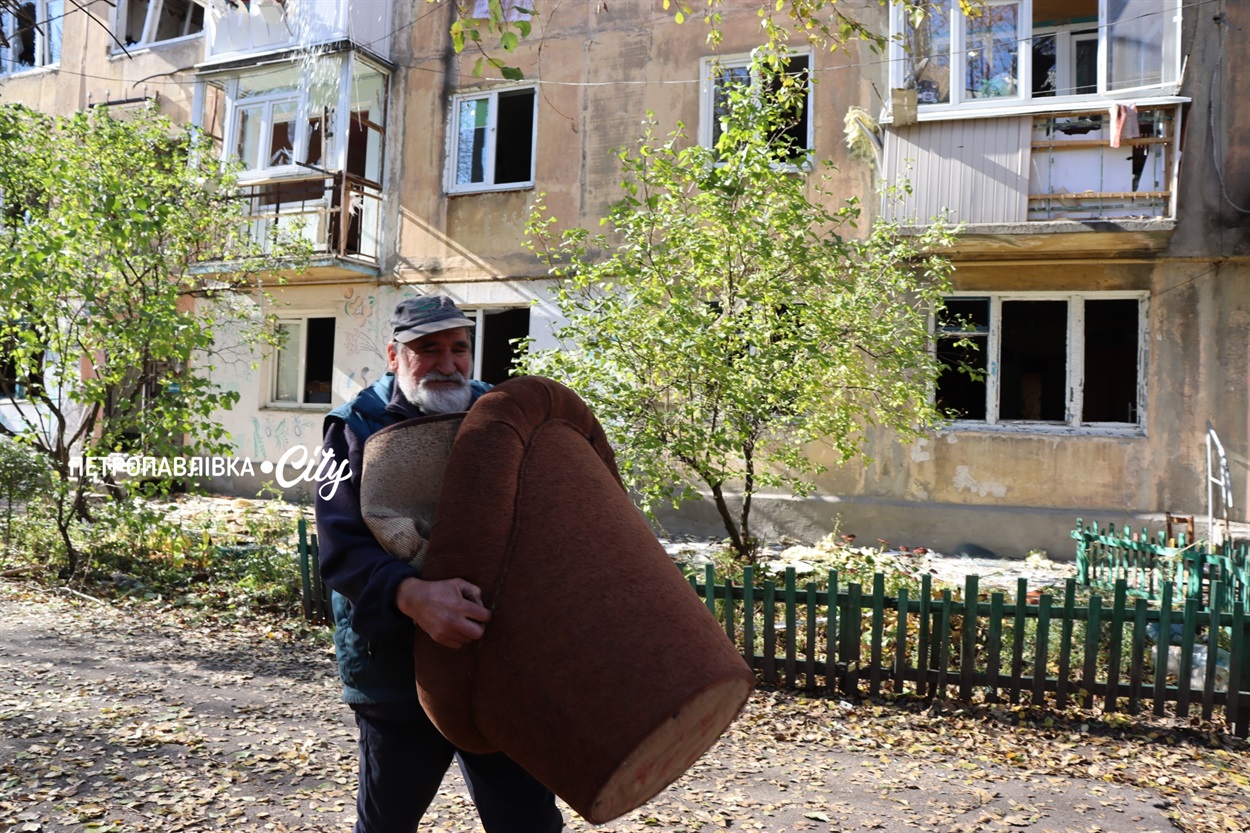 Ніч, яку пережило Шахтарське: історії людей після атаки шахедів (ВІДЕО)