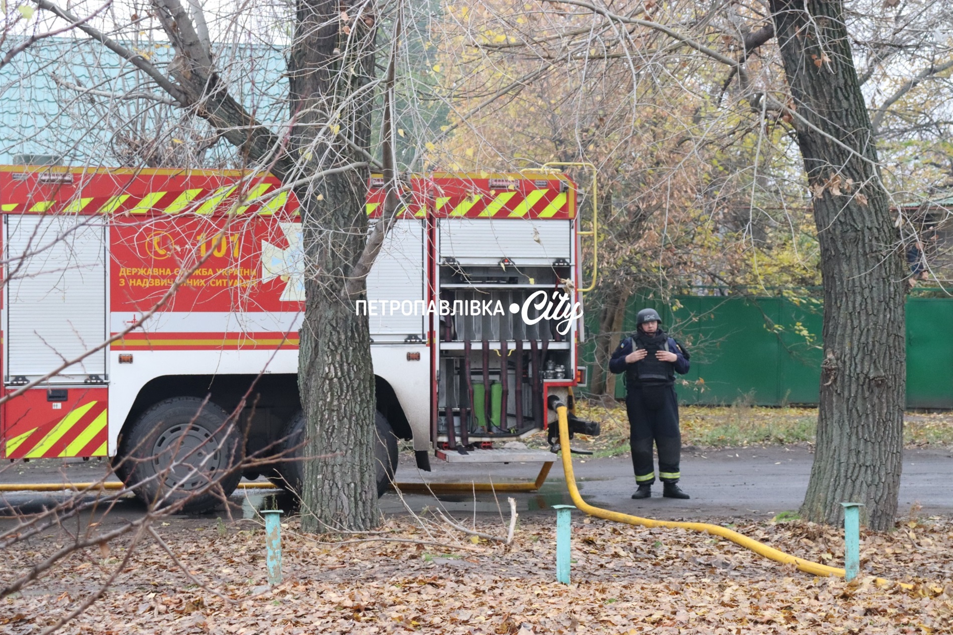Петропавлівка під ворожим ударом: зруйновано кінотеатр, кафе, магазин (ВІДЕО)
