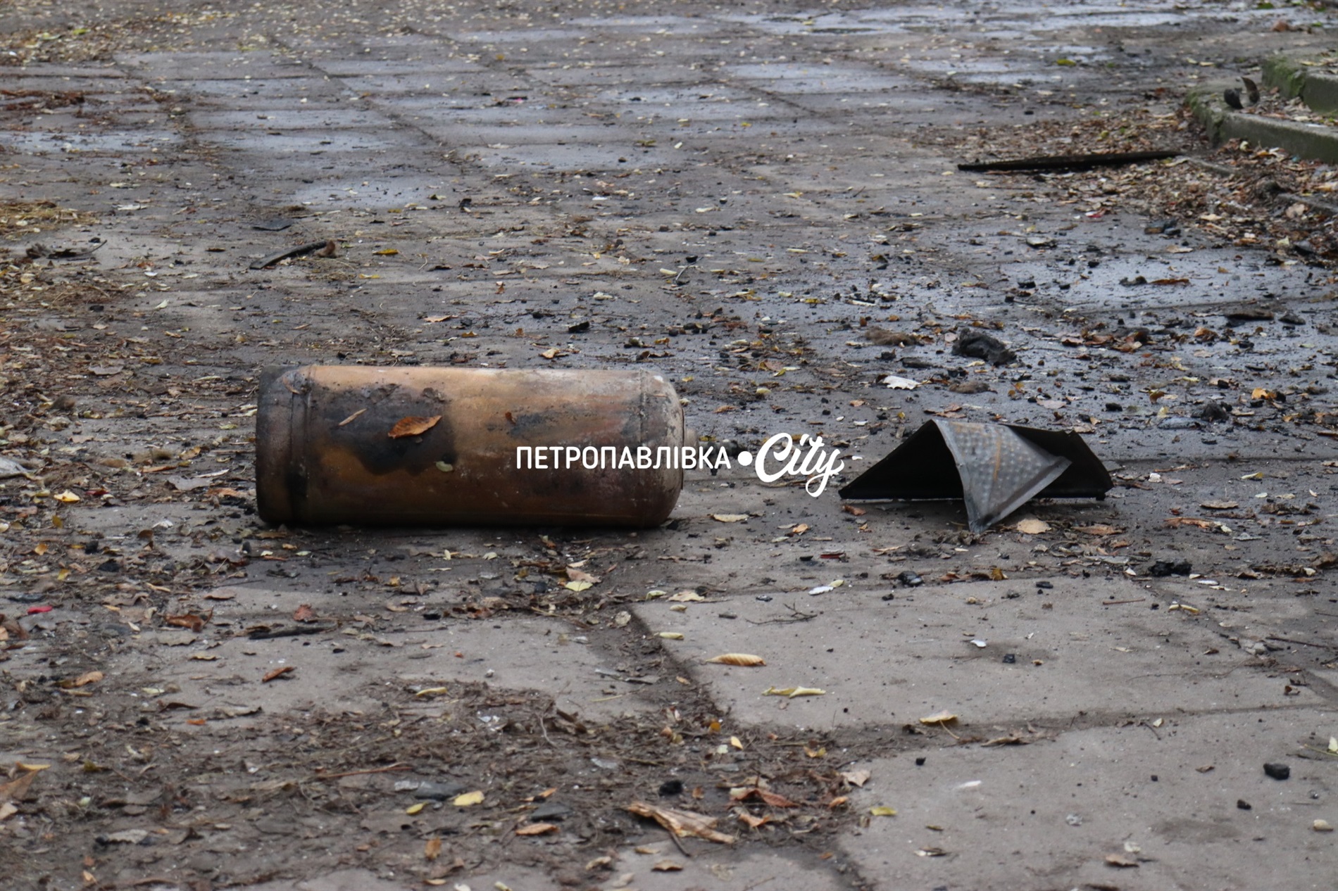 Петропавлівка під ворожим ударом: зруйновано кінотеатр, кафе, магазин (ВІДЕО)
