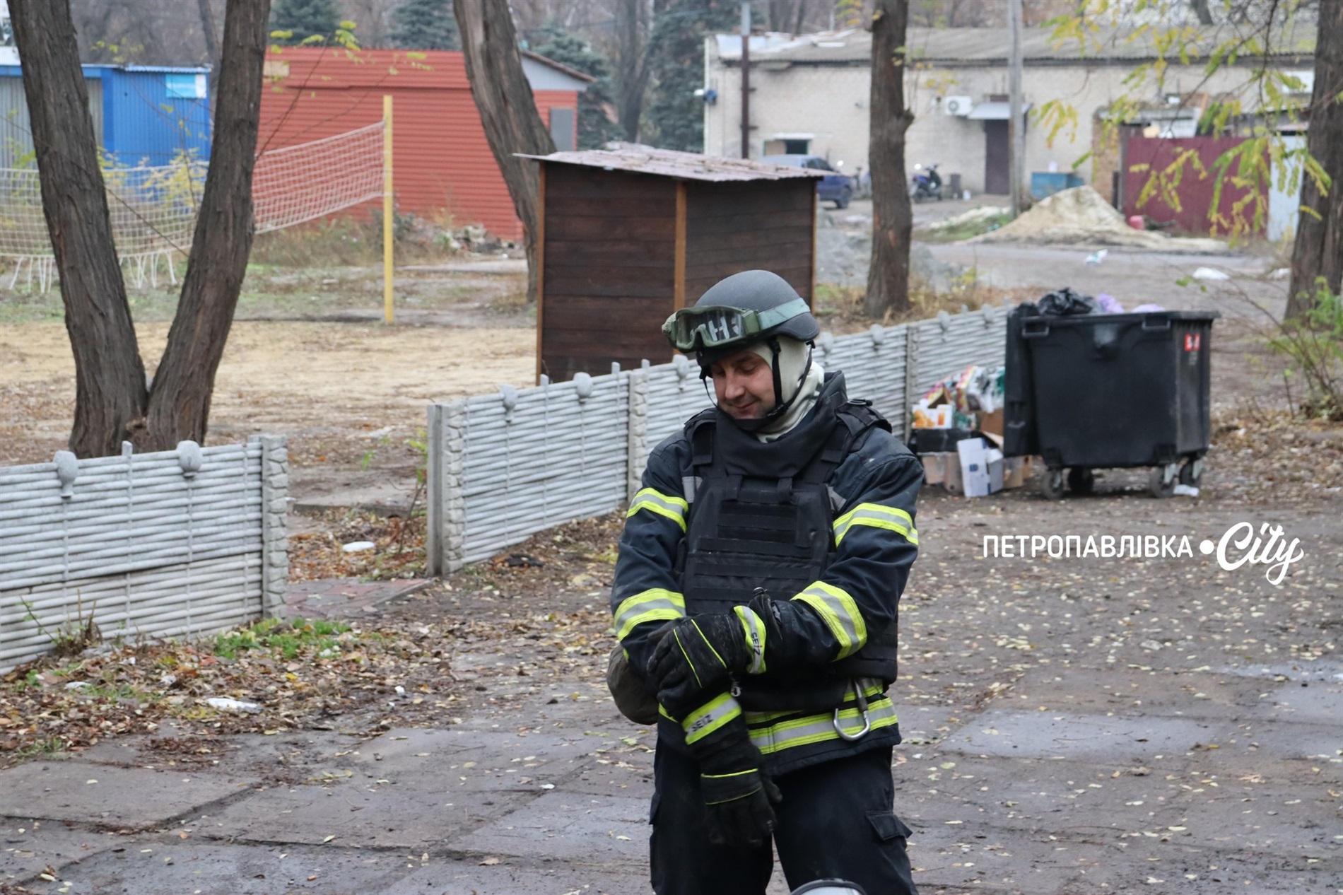 Петропавлівка під ворожим ударом: зруйновано кінотеатр, кафе, магазин (ВІДЕО)