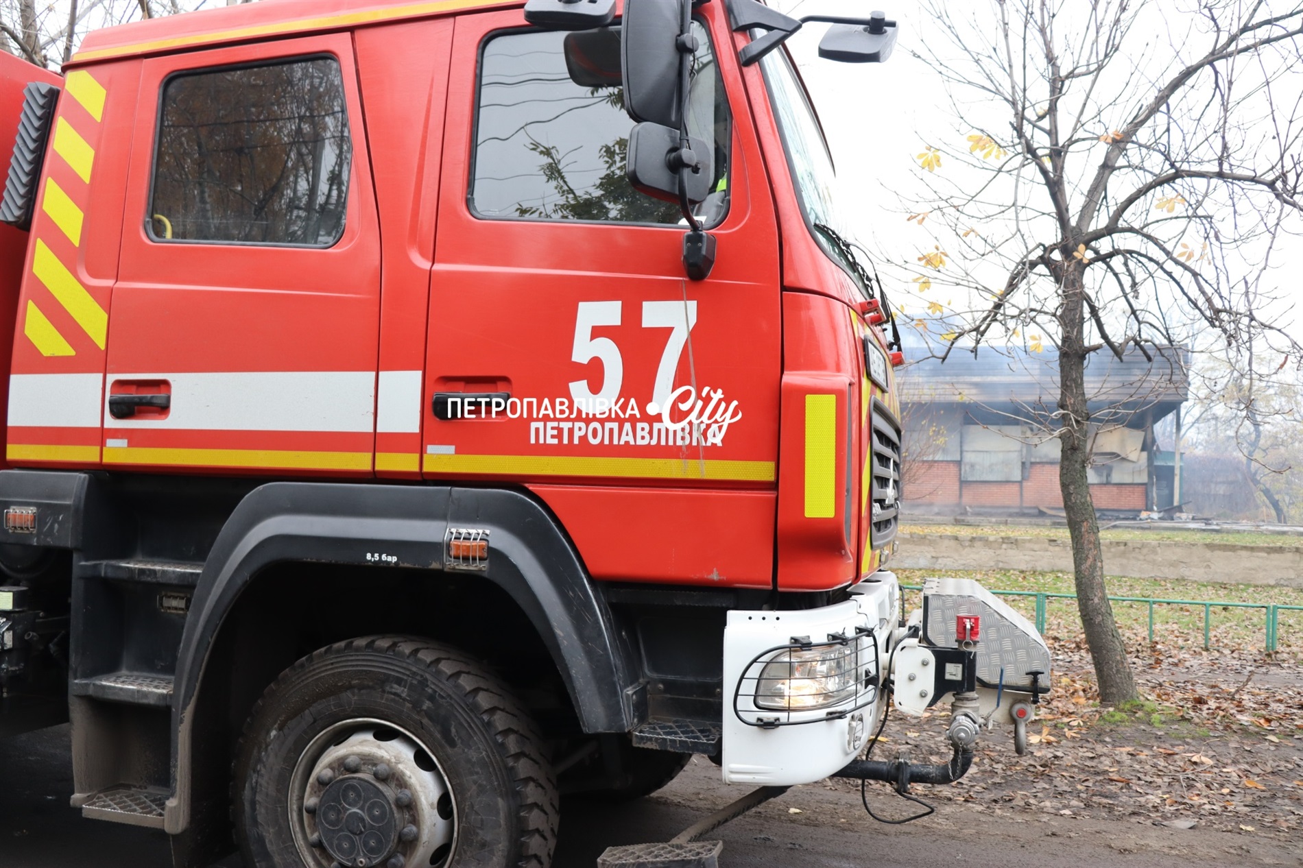 Петропавлівка під ворожим ударом: зруйновано кінотеатр, кафе, магазин (ВІДЕО)