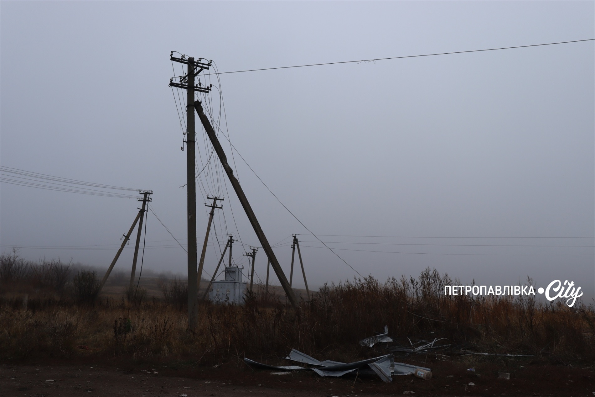 Ворог ударив по аграріях Маломиколаївки: зруйновані техніка та склади, втрачені врожаї (ВІДЕО)