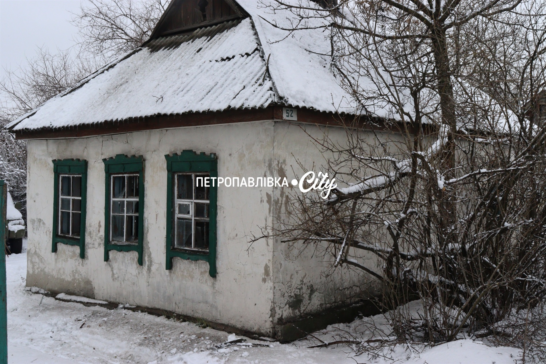 Петропавлівку атакували ворожі шахеди: люди залишилися без житла (ВІДЕО)