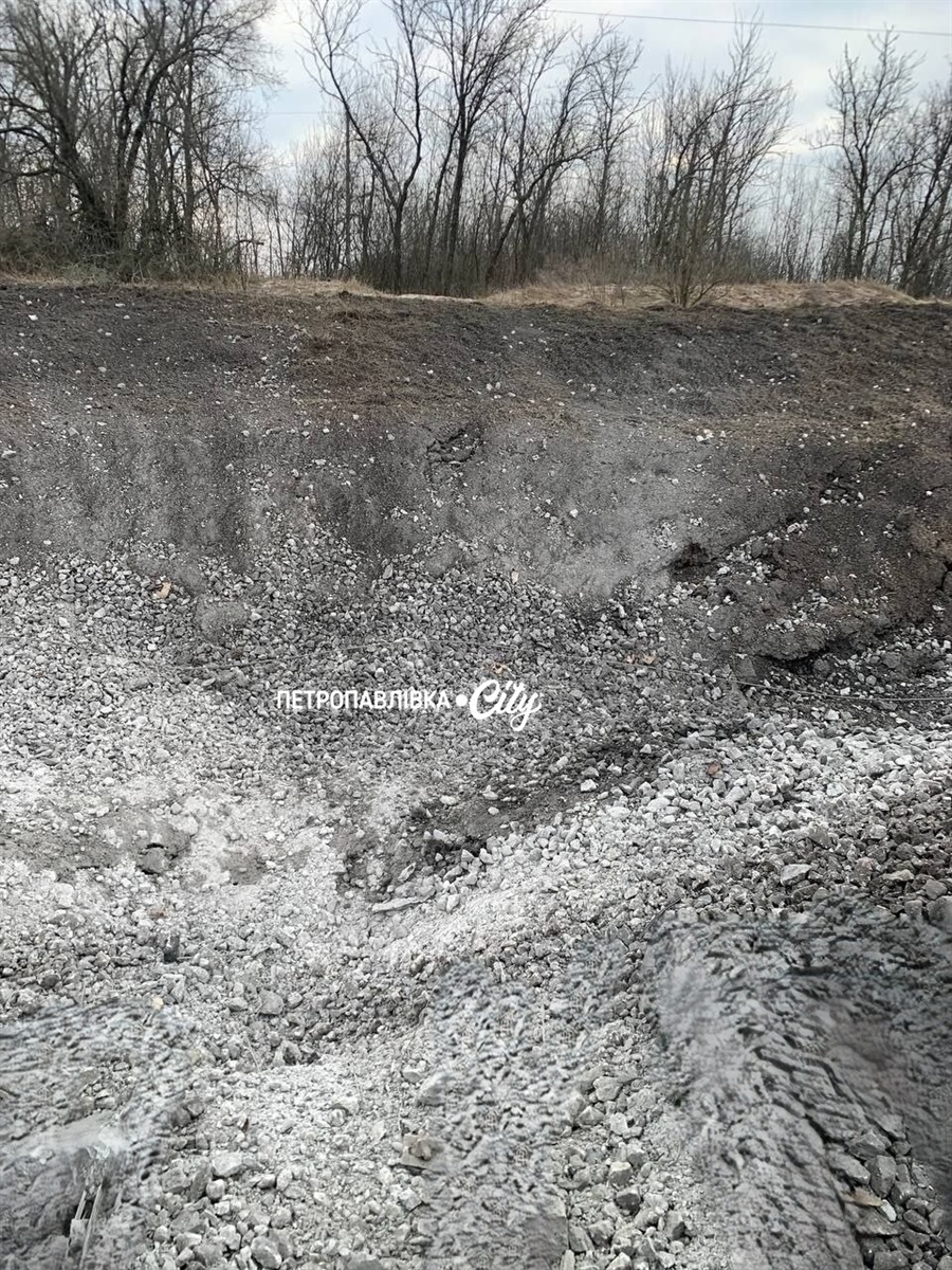 Російські війська вдарили КАБами по Петропавлівській громаді