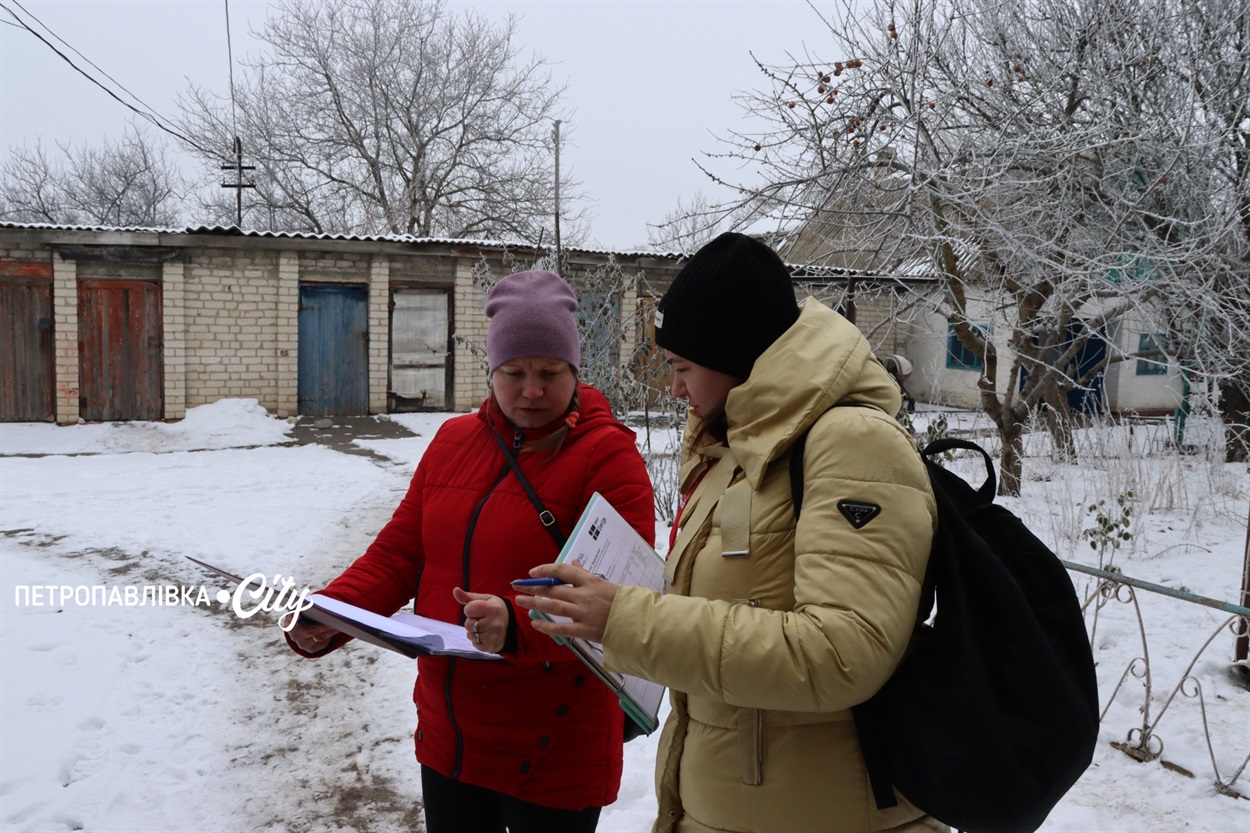 За кілька кілометрів від фронту: дітей із Васильківського евакуюють