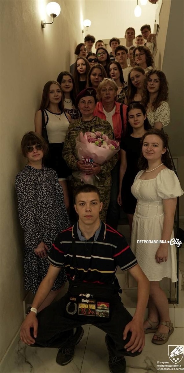 Ultra: Я не втрачаю життя - я проживаю його з найбільшою користю”. Як вчителька стала розвідницею