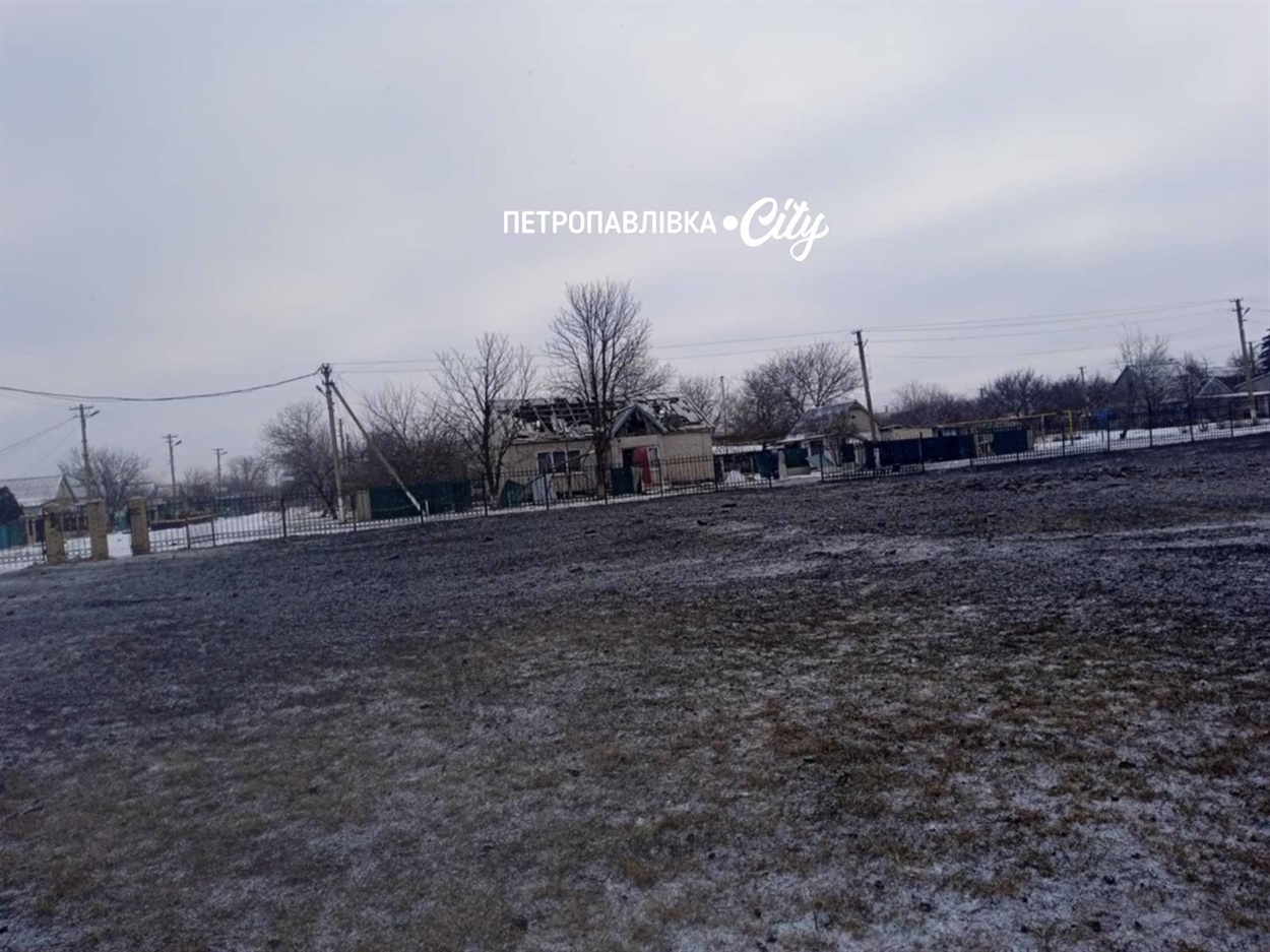 Вибух на світанку: селище Васильківське атакували авіабомбою (ВІДЕО)