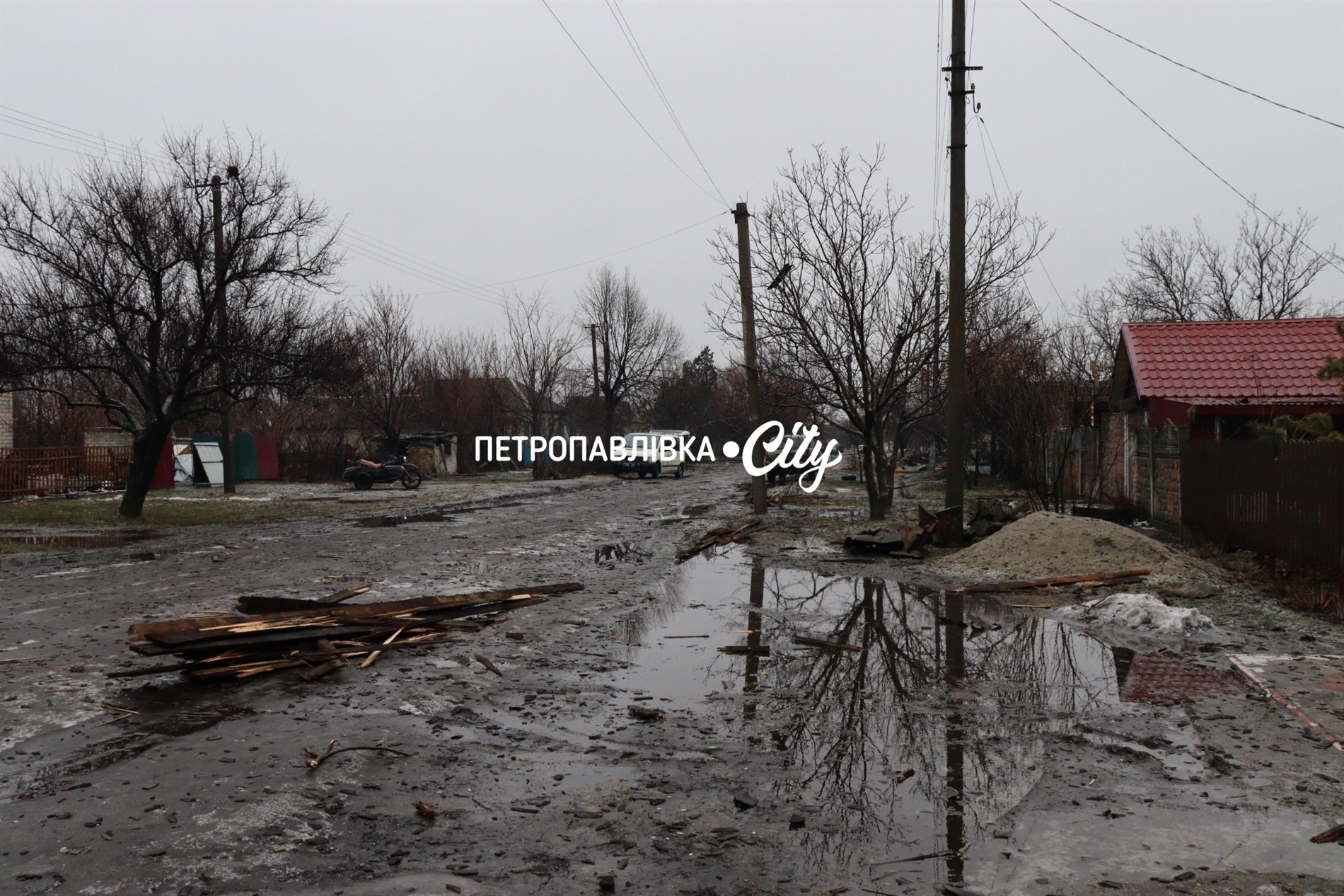 Ніч у Петропавлівці, коли небо гуділо загрозою, та день, коли дім зник за одну мить (ВІДЕО)