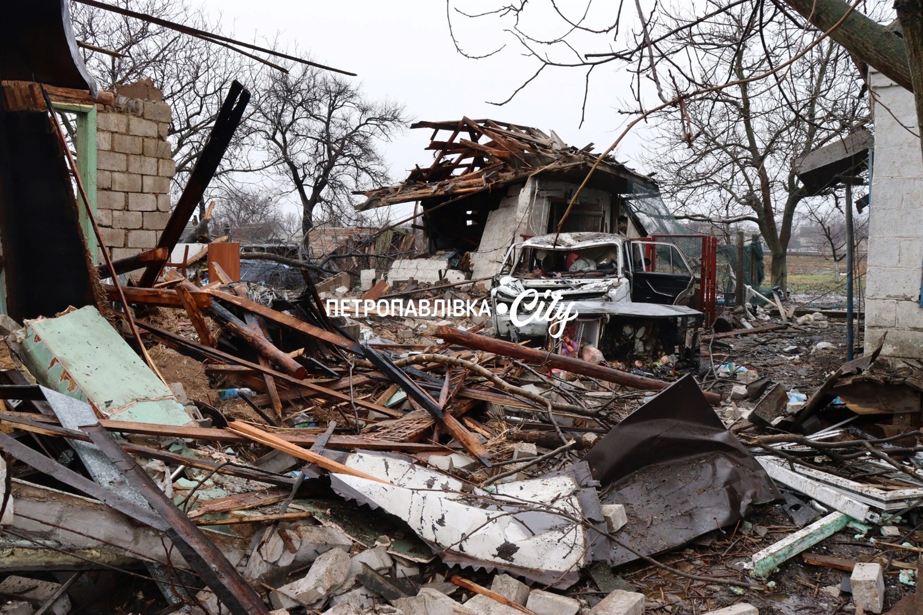 Ніч у Петропавлівці, коли небо гуділо загрозою, та день, коли дім зник за одну мить (ВІДЕО)