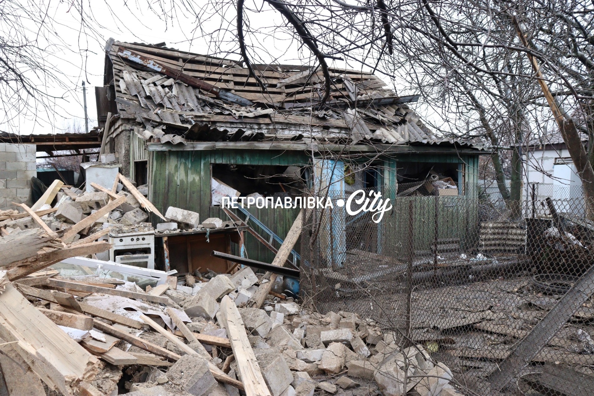 Ніч у Петропавлівці, коли небо гуділо загрозою, та день, коли дім зник за одну мить (ВІДЕО)