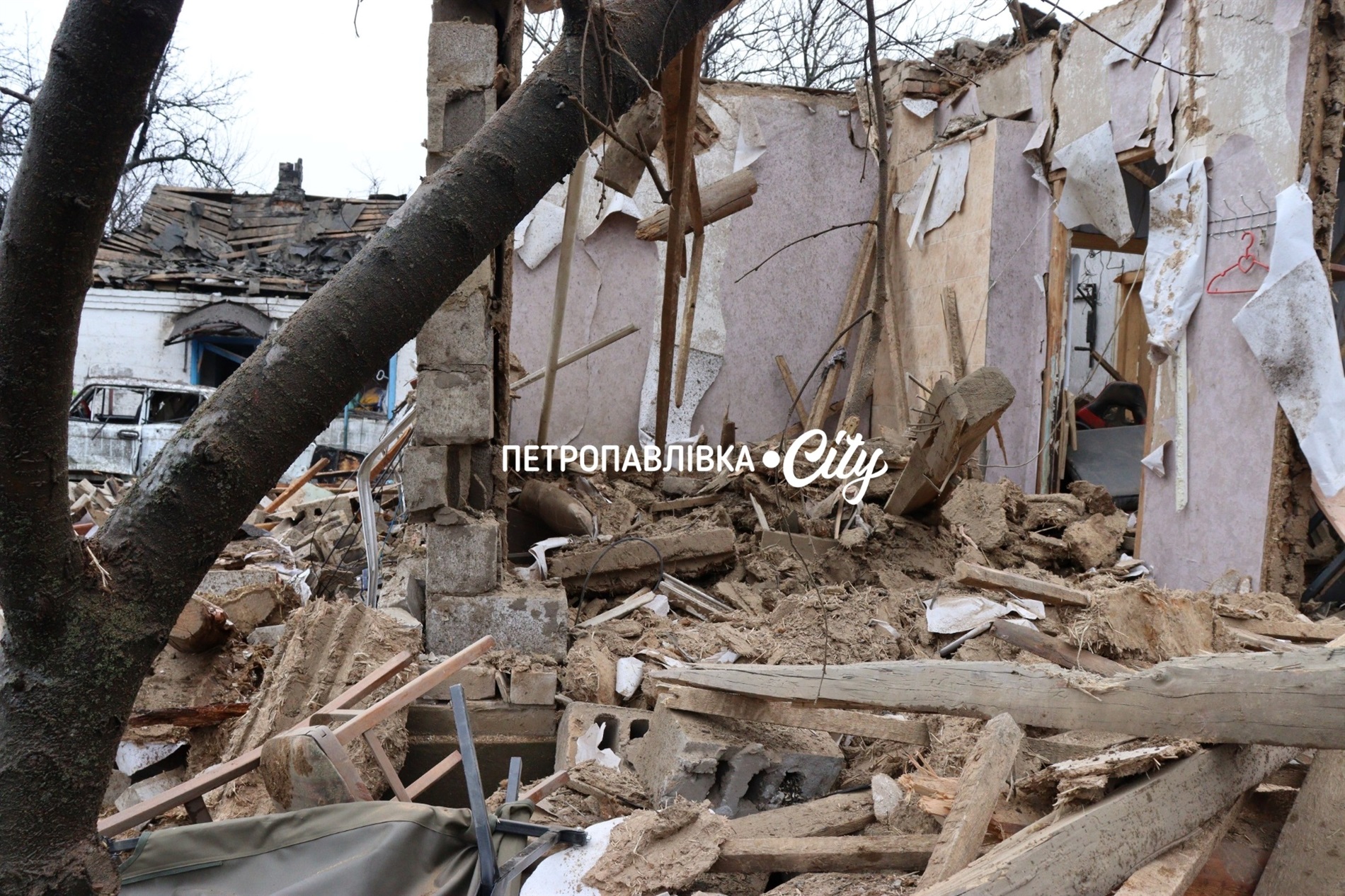 Ніч у Петропавлівці, коли небо гуділо загрозою, та день, коли дім зник за одну мить (ВІДЕО)