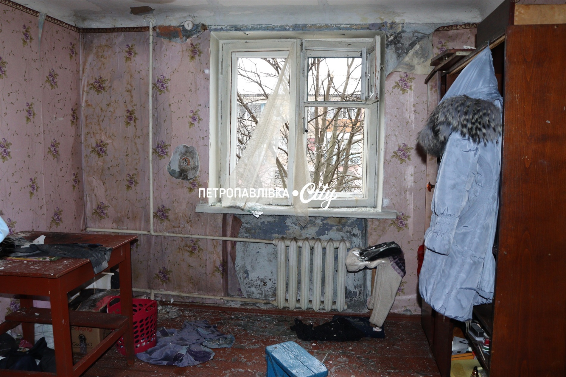 «Вискочили на вулицю, в чому були». Нічна атака по Шахтарському