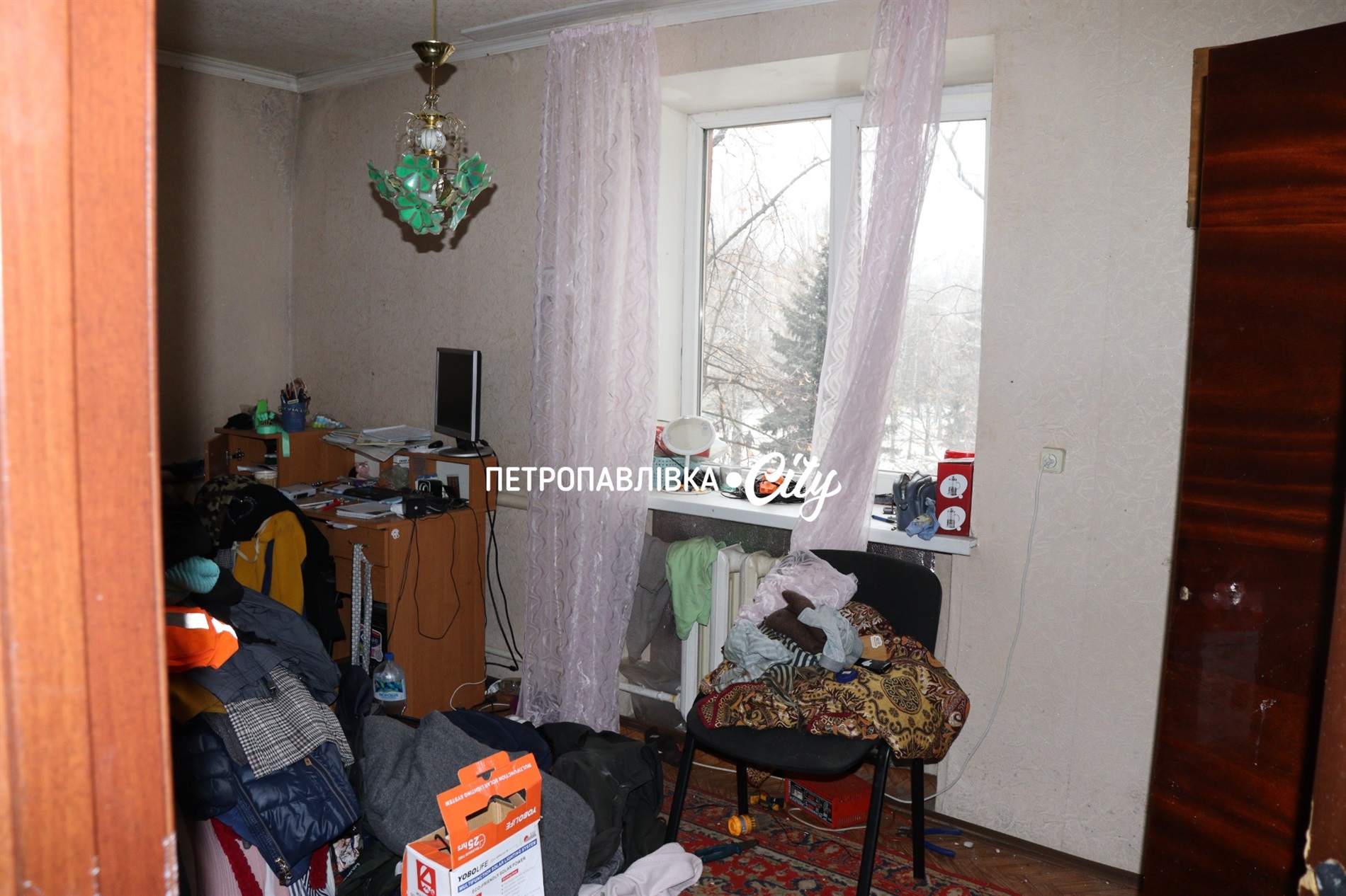 «Вискочили на вулицю, в чому були». Нічна атака по Шахтарському