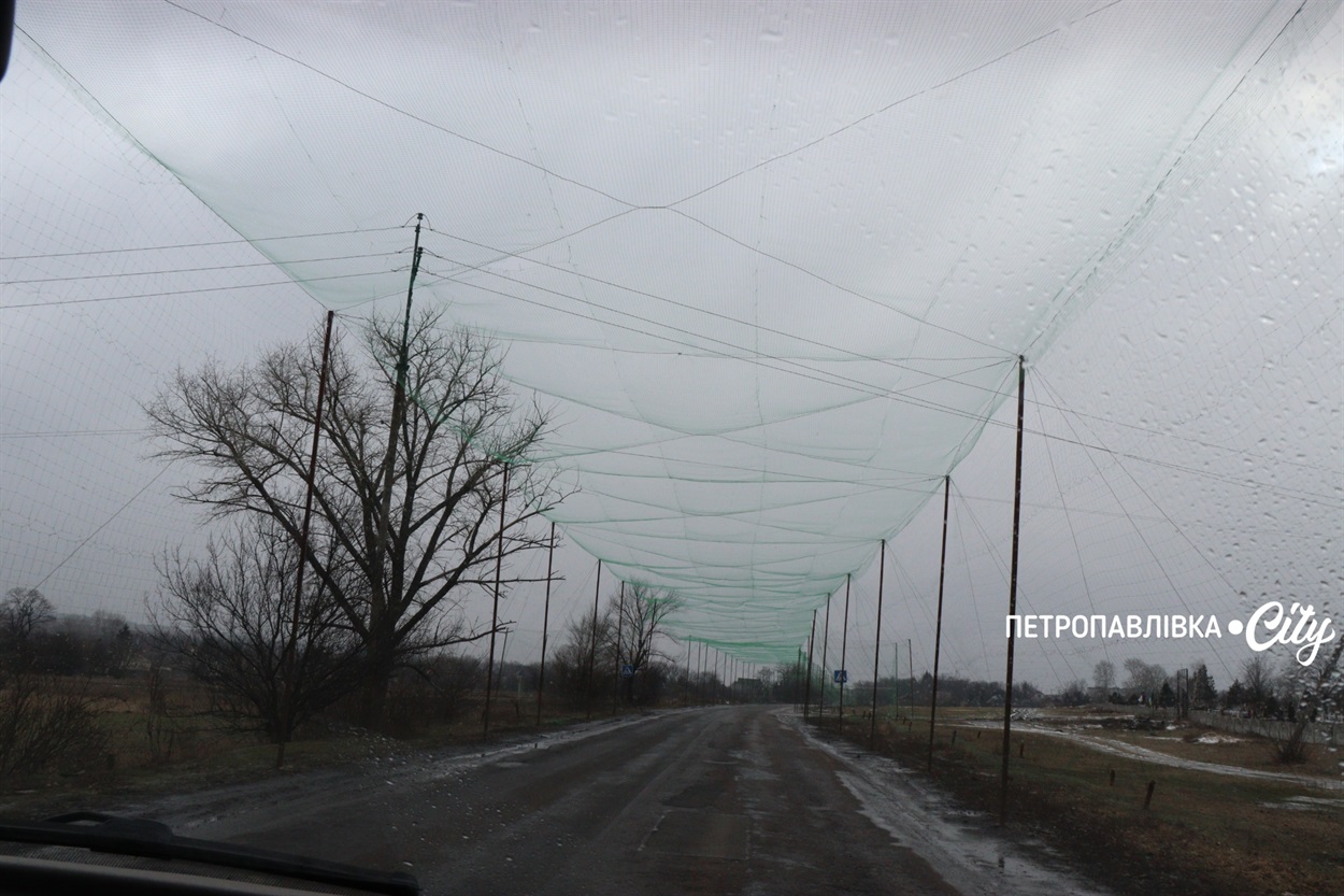 Життя на межі: як живуть у прифронтових селах Донеччини (ВІДЕО)