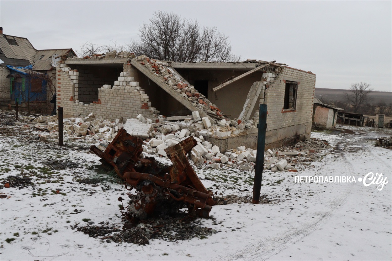 Життя на межі: як живуть у прифронтових селах Донеччини (ВІДЕО)