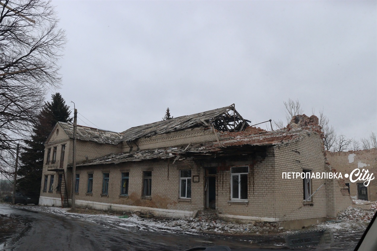 Життя на межі: як живуть у прифронтових селах Донеччини (ВІДЕО)