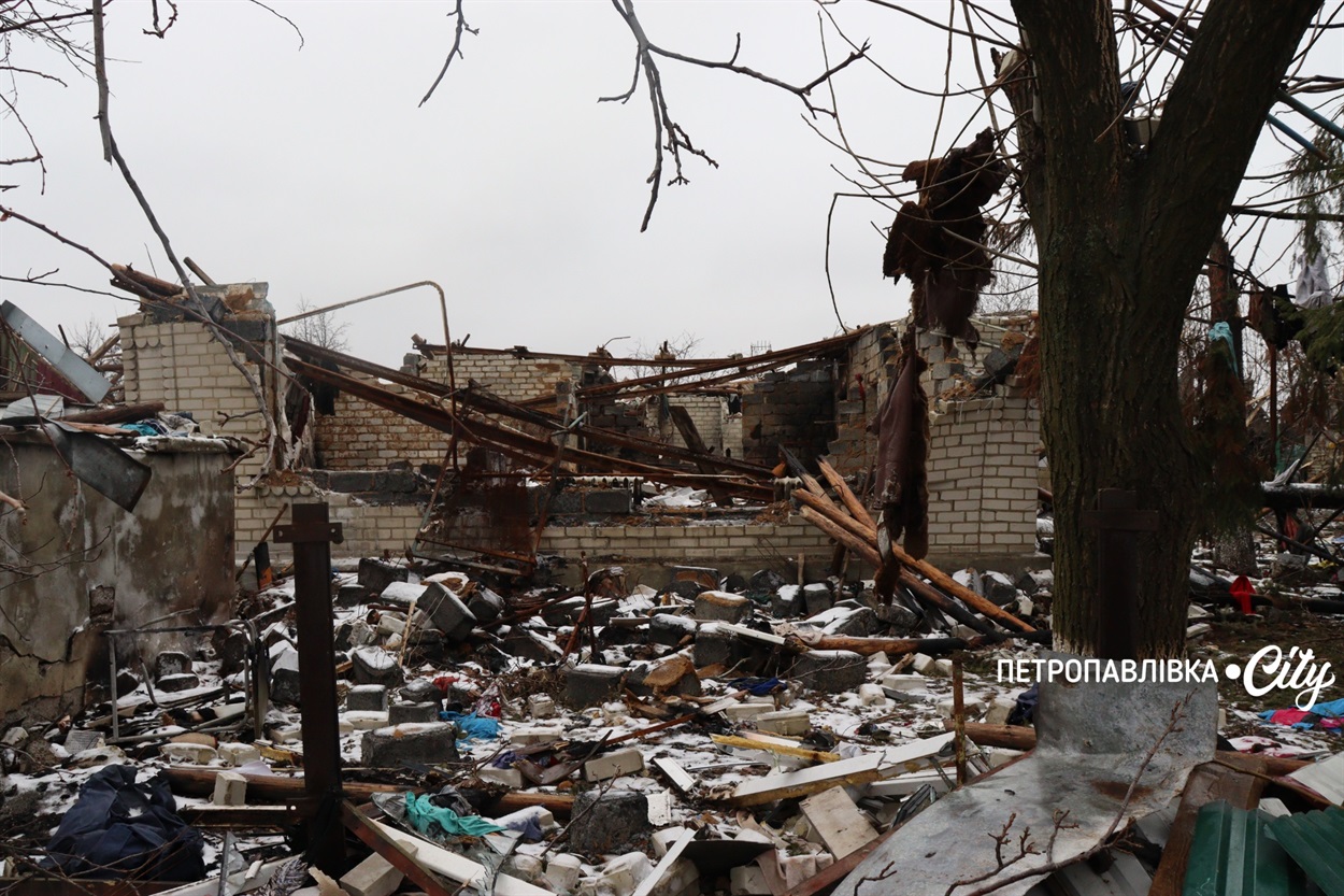 Життя на межі: як живуть у прифронтових селах Донеччини (ВІДЕО)