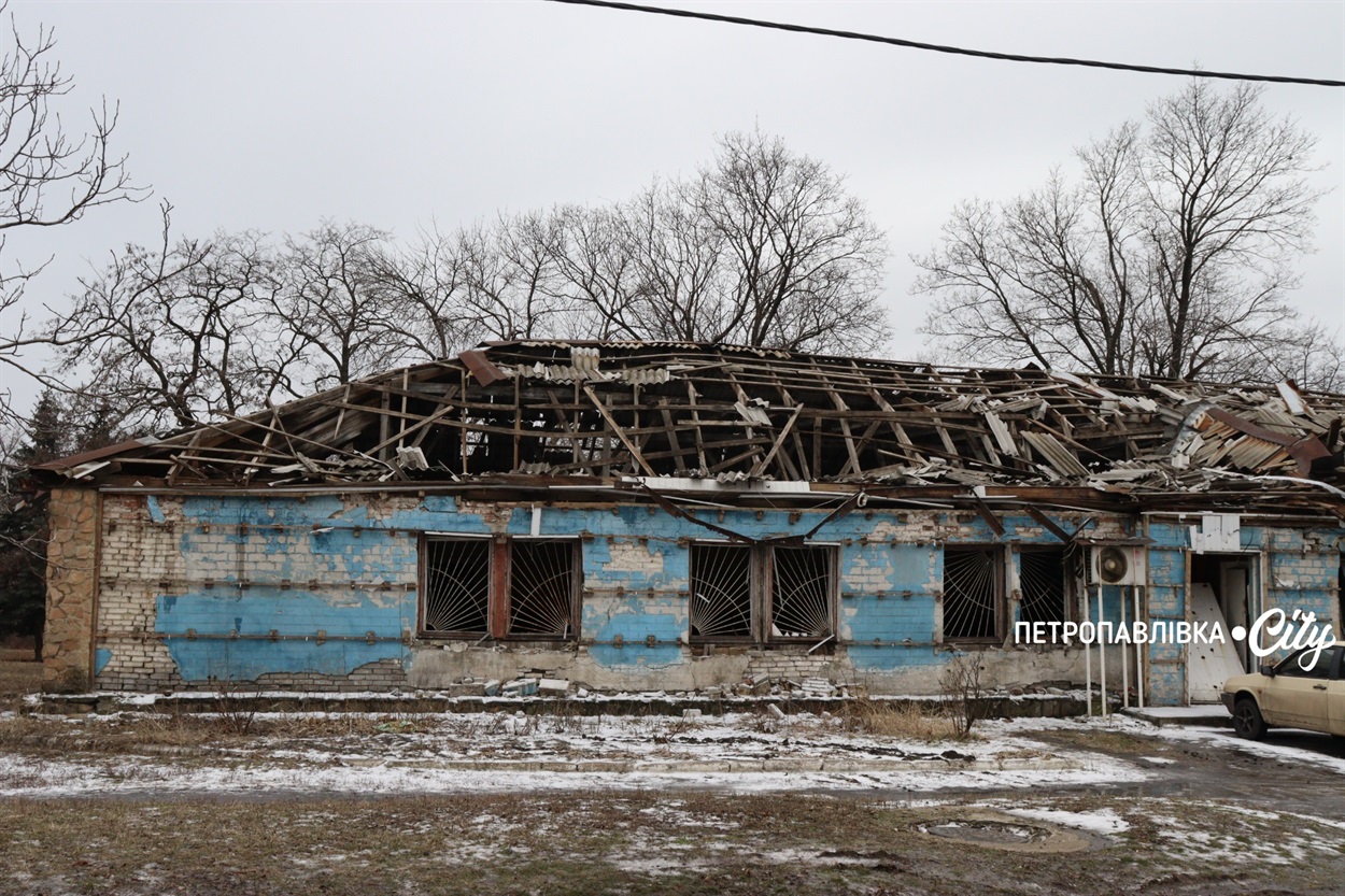 Життя на межі: як живуть у прифронтових селах Донеччини (ВІДЕО)