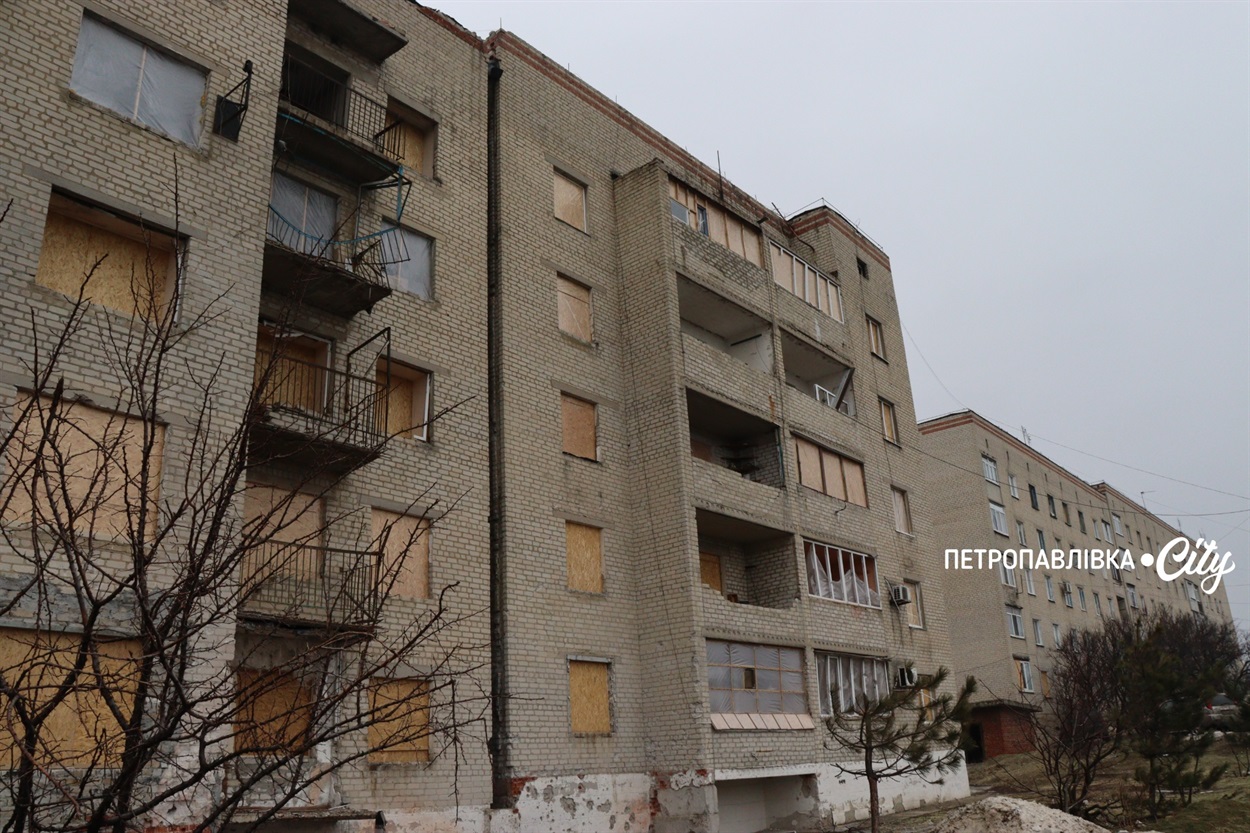 Життя на межі: як живуть у прифронтових селах Донеччини (ВІДЕО)