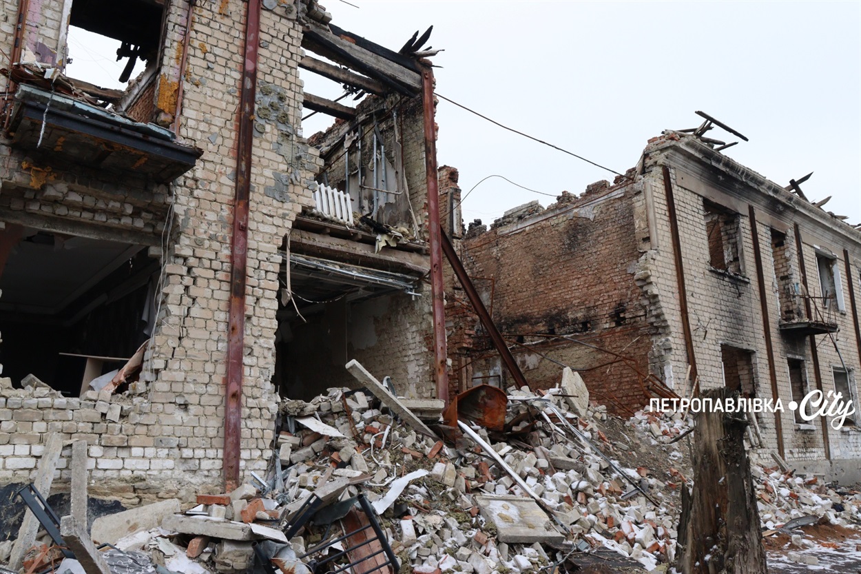 Життя на межі: як живуть у прифронтових селах Донеччини (ВІДЕО)