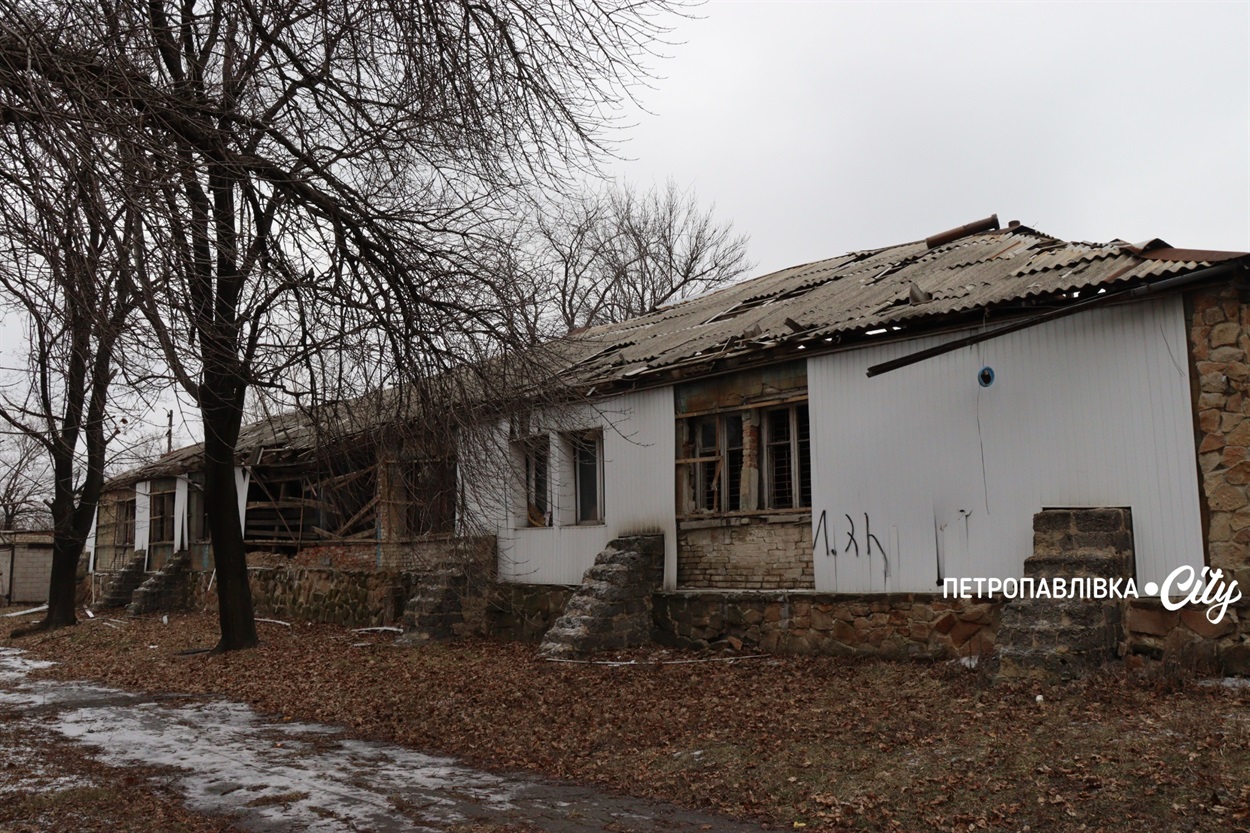 Життя на межі: як живуть у прифронтових селах Донеччини (ВІДЕО)