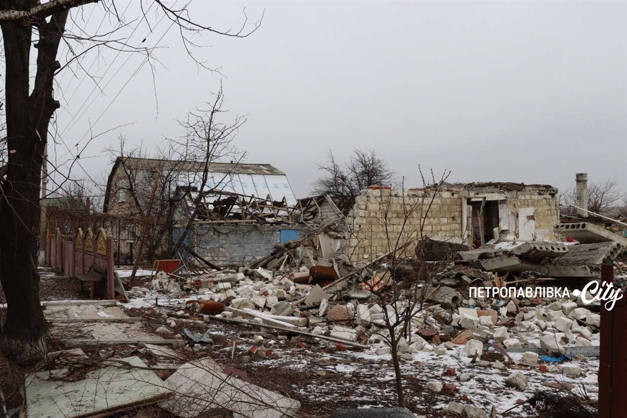 Життя на межі: як живуть у прифронтових селах Донеччини (ВІДЕО)