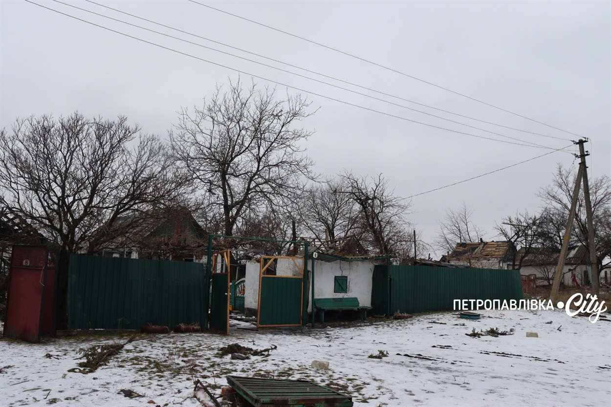 Життя на межі: як живуть у прифронтових селах Донеччини (ВІДЕО)