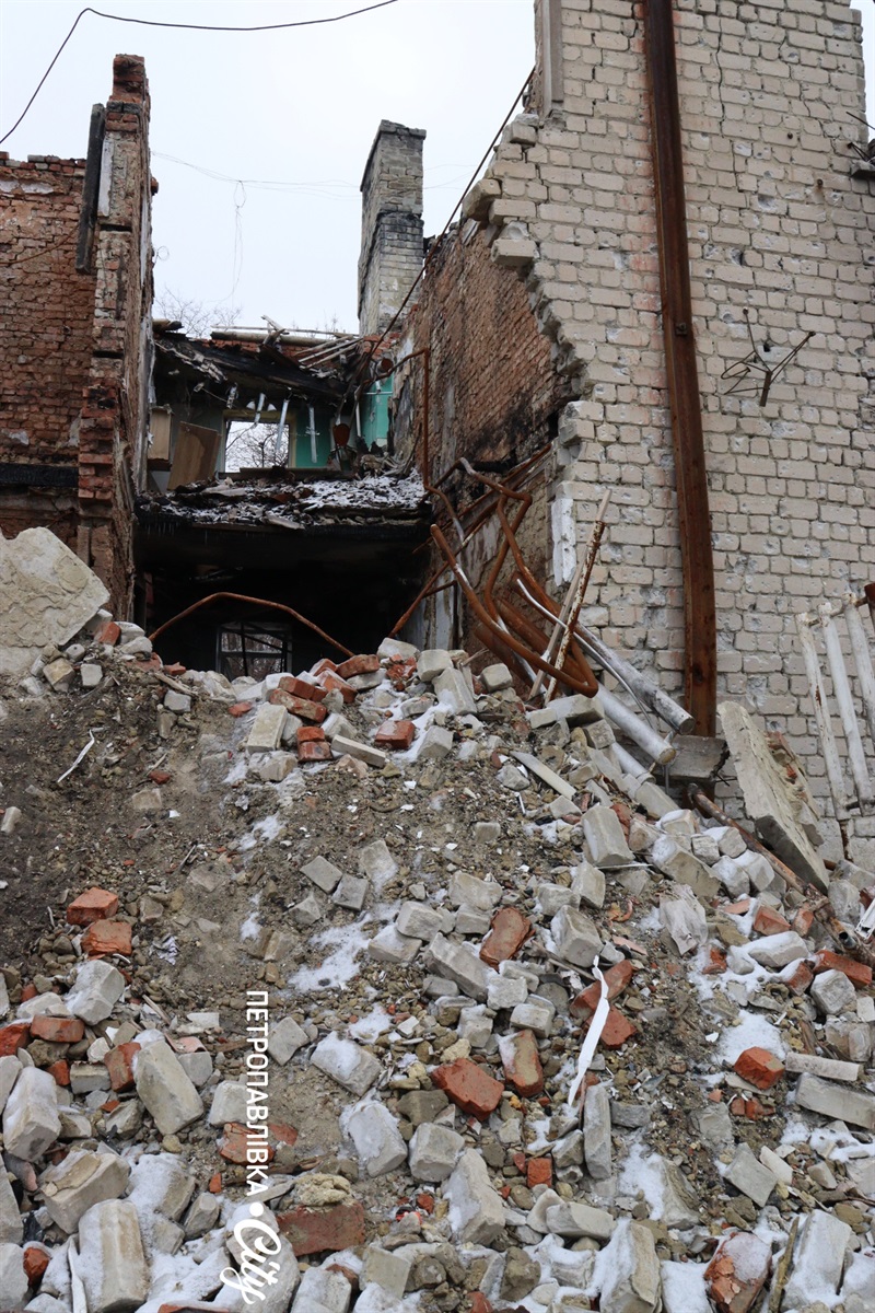 Життя на межі: як живуть у прифронтових селах Донеччини (ВІДЕО)