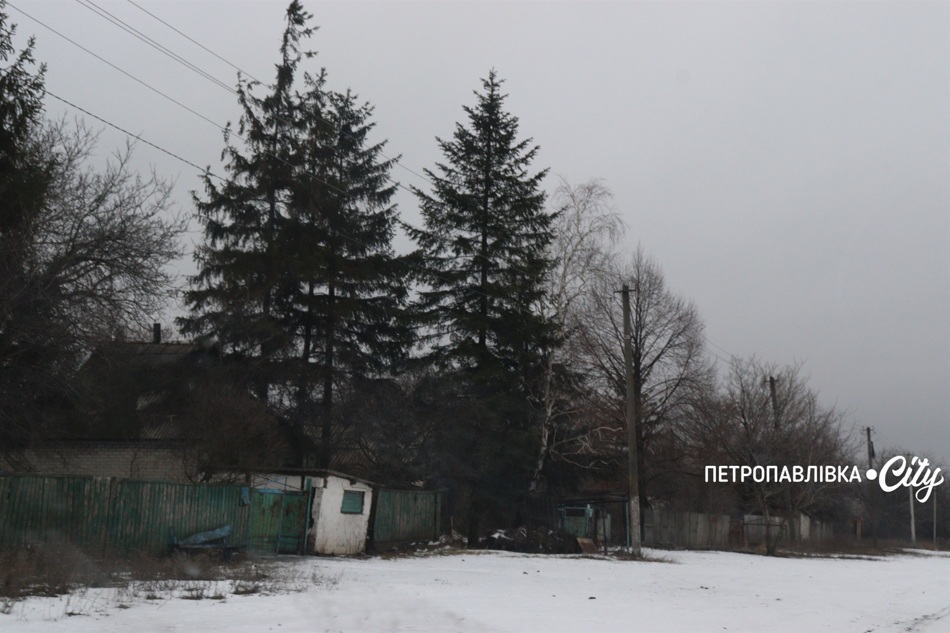 Життя на межі: як живуть у прифронтових селах Донеччини (ВІДЕО)