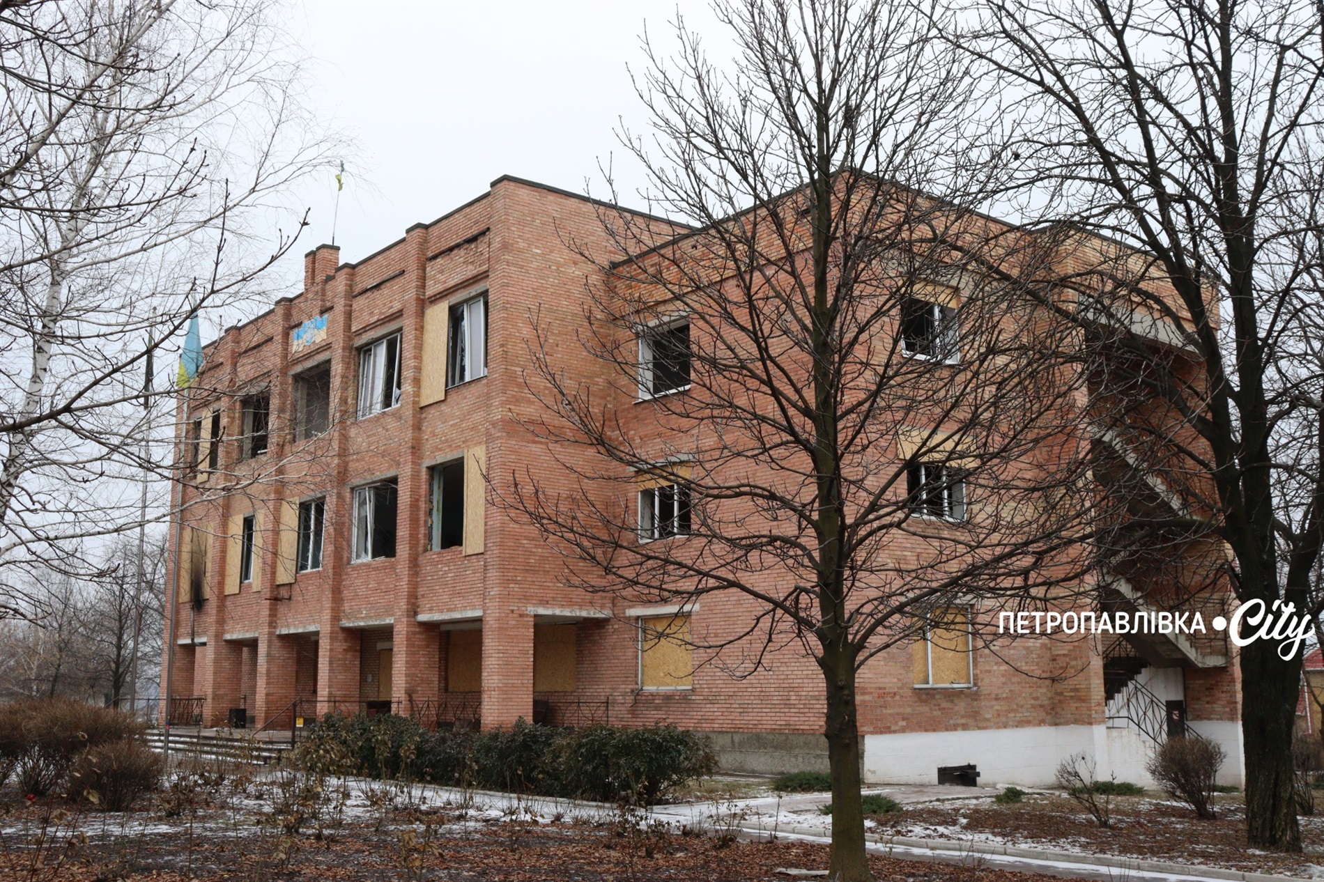 Життя на межі: як живуть у прифронтових селах Донеччини (ВІДЕО)