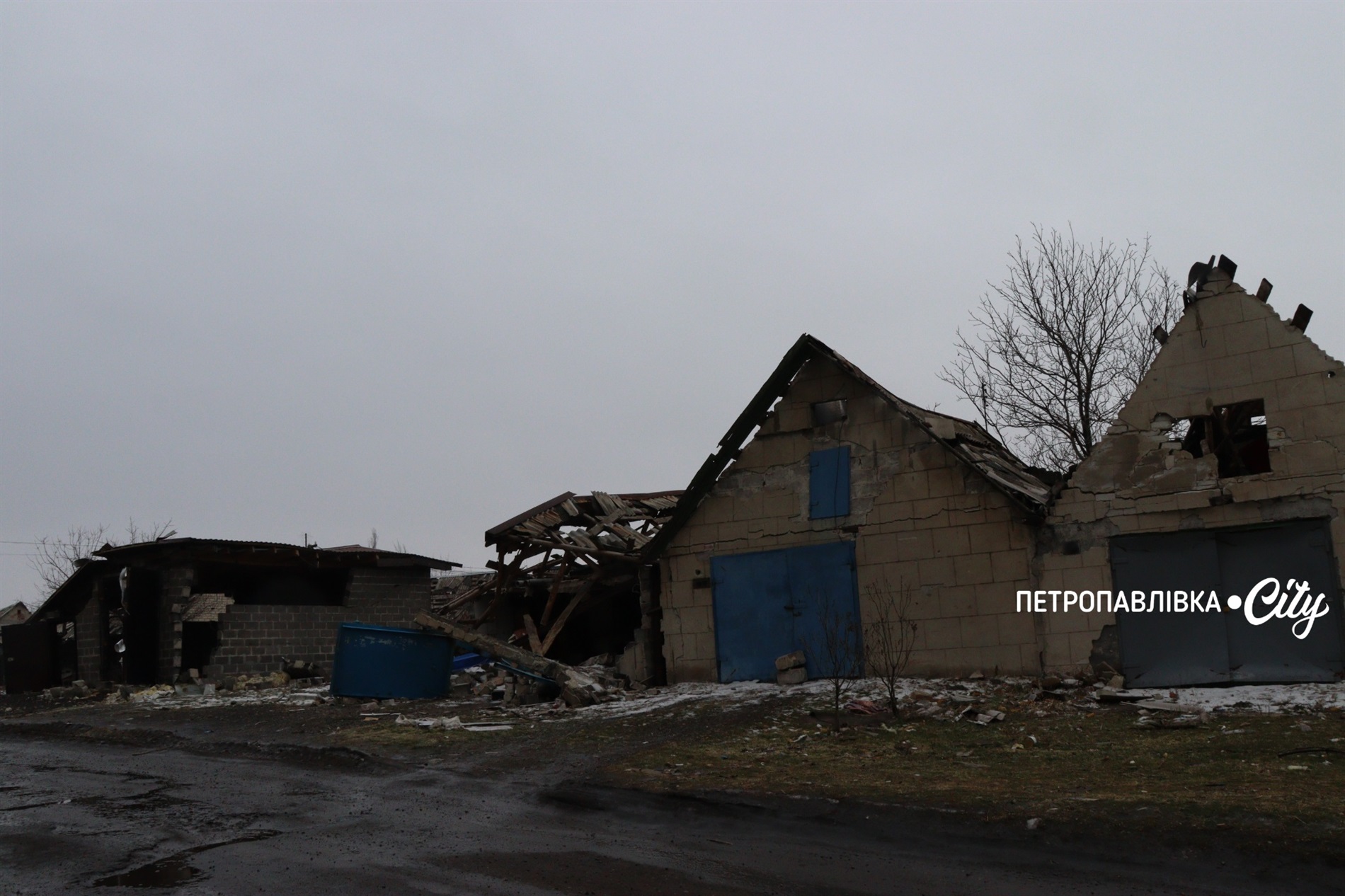Життя на межі: як живуть у прифронтових селах Донеччини (ВІДЕО)