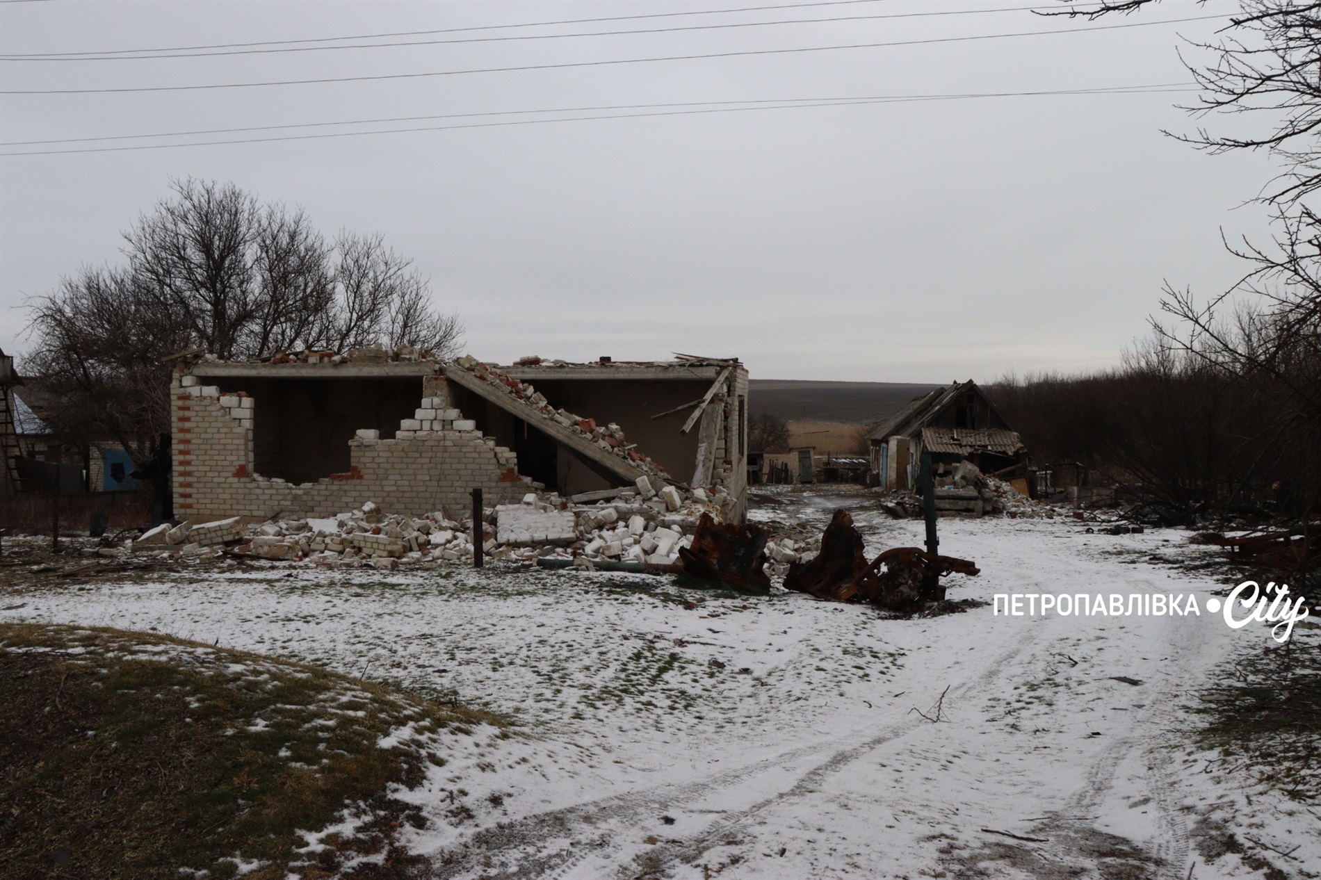 Життя на межі: як живуть у прифронтових селах Донеччини (ВІДЕО)