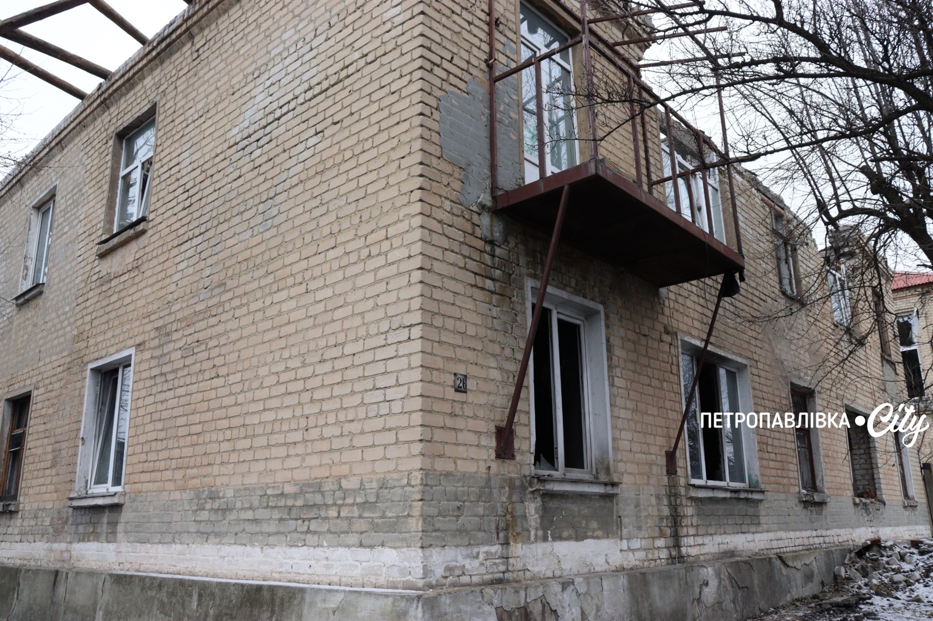 Життя на межі: як живуть у прифронтових селах Донеччини (ВІДЕО)