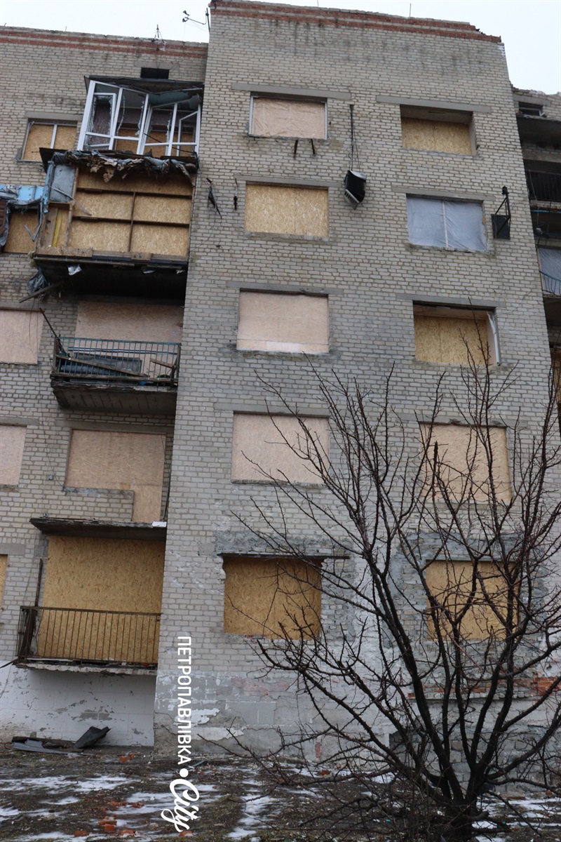 Життя на межі: як живуть у прифронтових селах Донеччини (ВІДЕО)