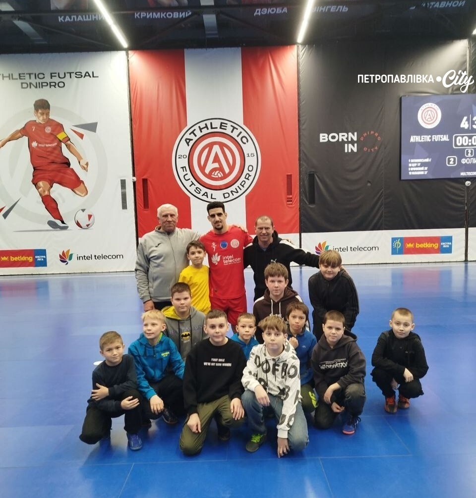 Діти з Миколаївської громади побували на матчі чемпіонату України з футзалу
